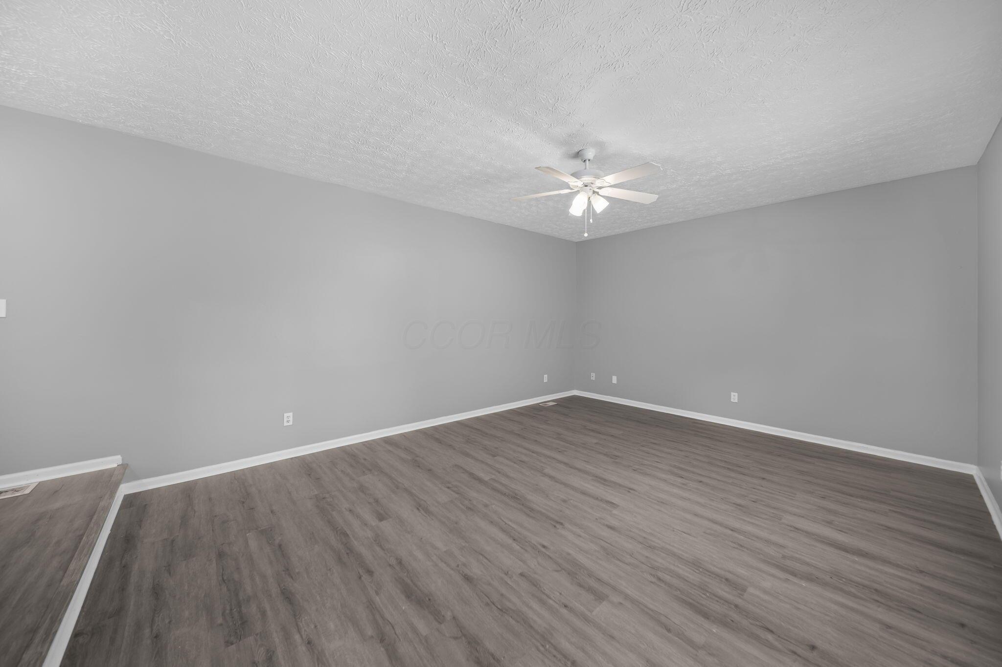 2392 Minerva Park Place Property Photo 23
