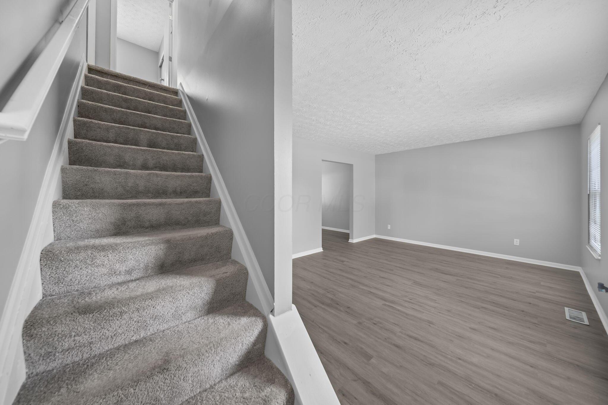 2392 Minerva Park Place Property Photo 26