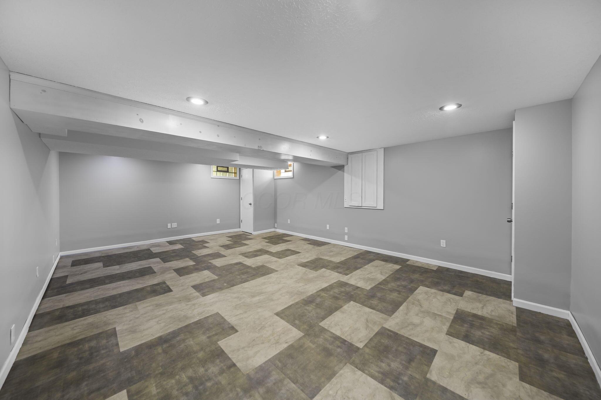2392 Minerva Park Place Property Photo 44