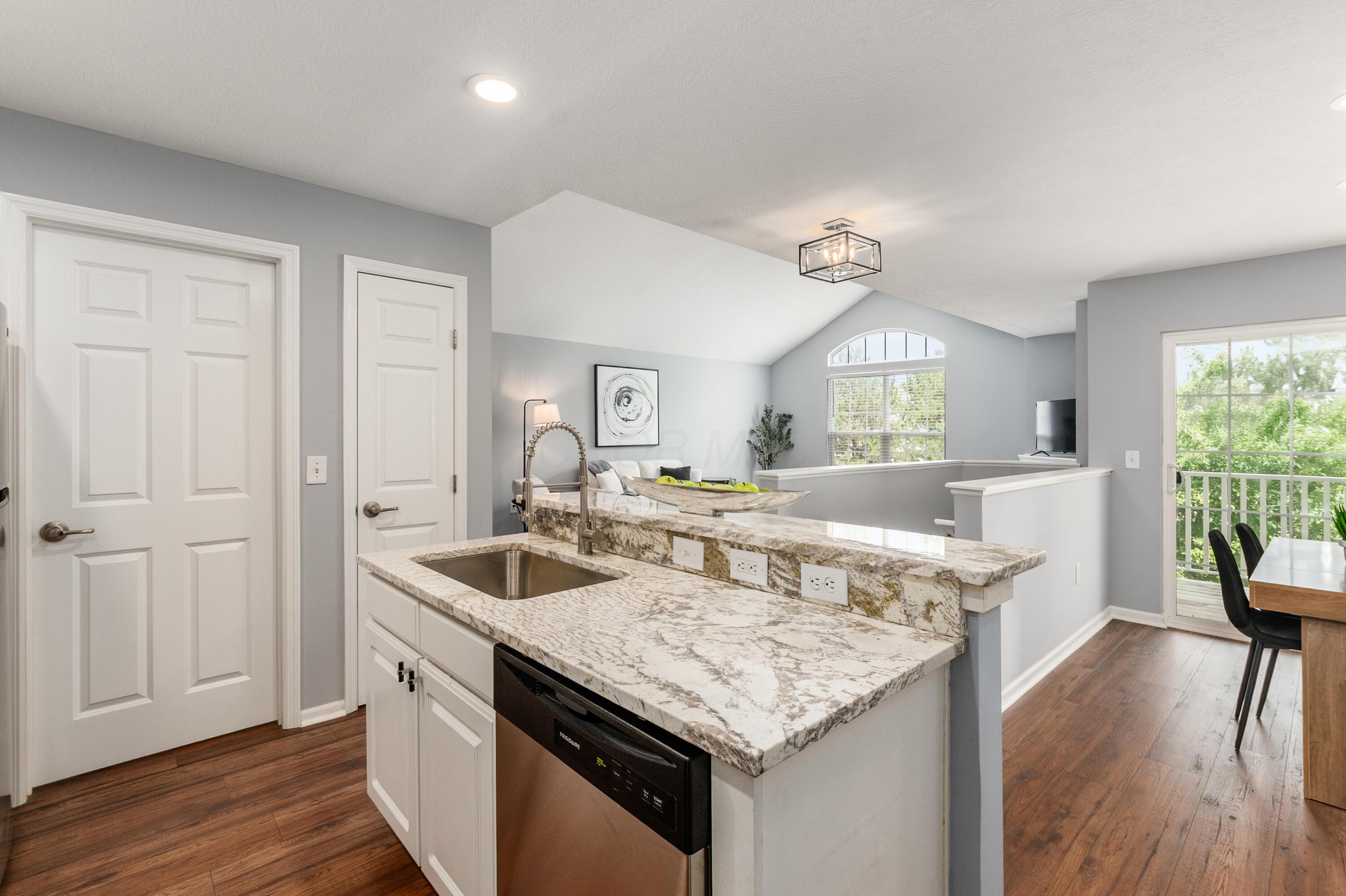 4955 Ivyvine Boulevard Property Photo 11