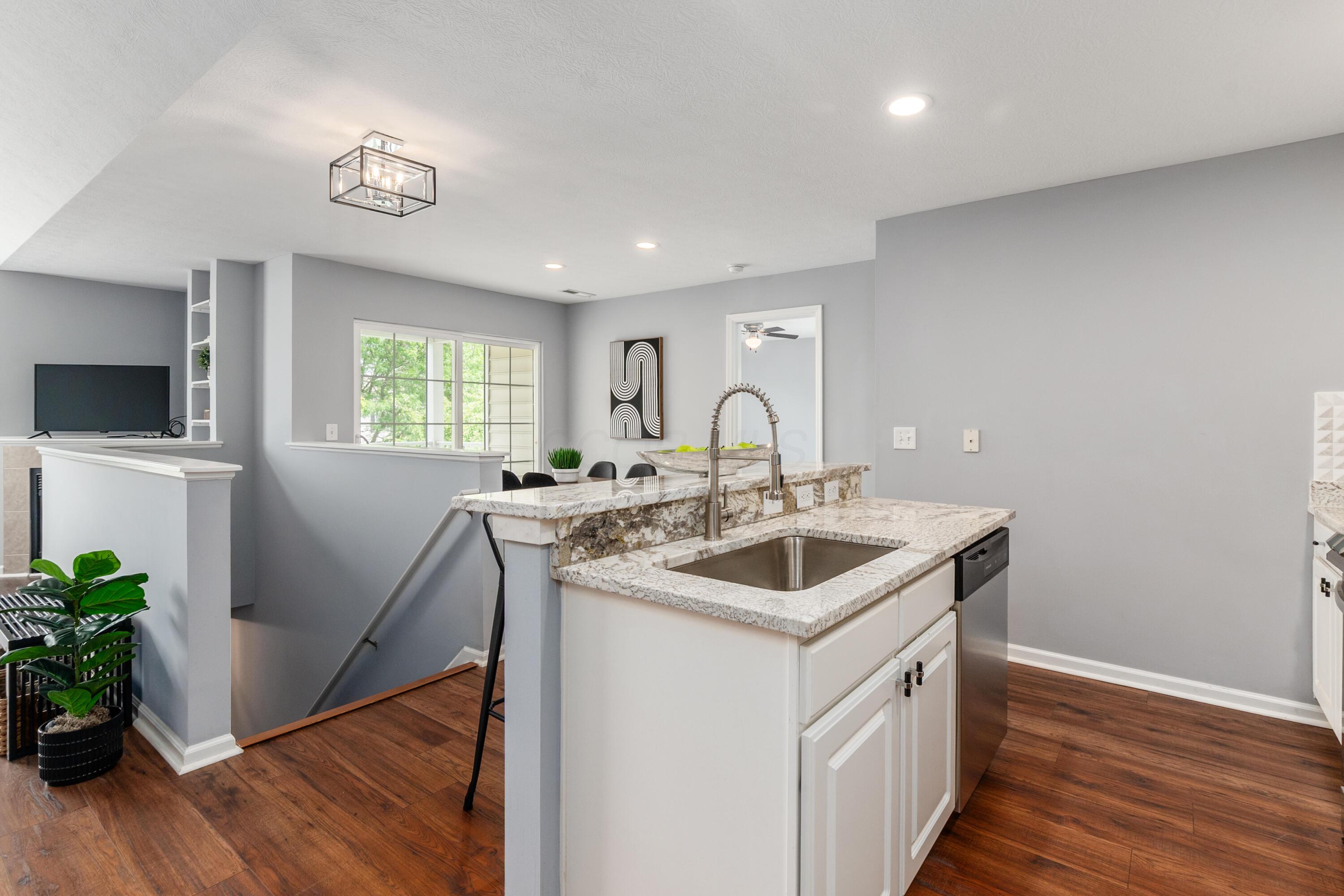 4955 Ivyvine Boulevard Property Photo 12