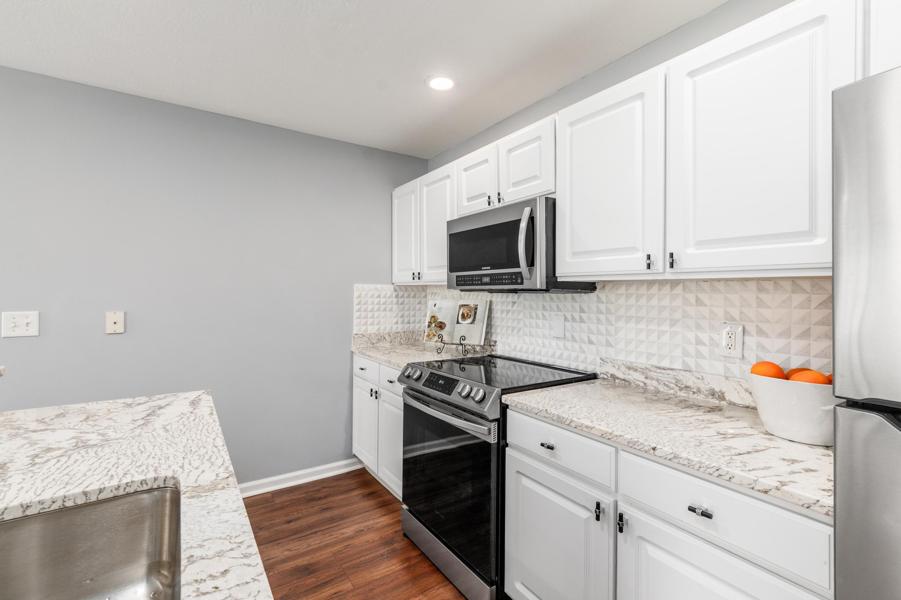 4955 Ivyvine Boulevard Property Photo 13