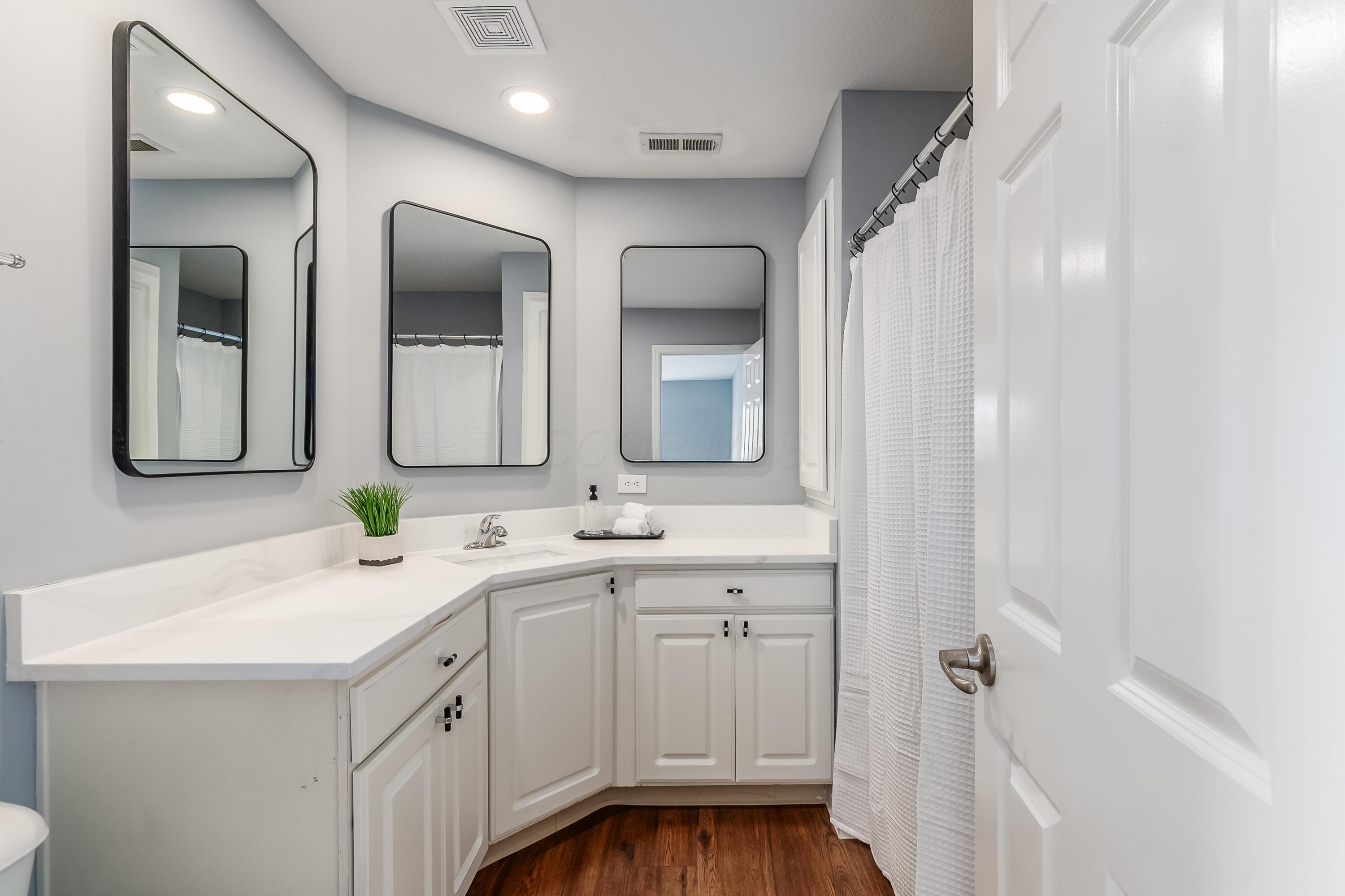 4955 Ivyvine Boulevard Property Photo 20