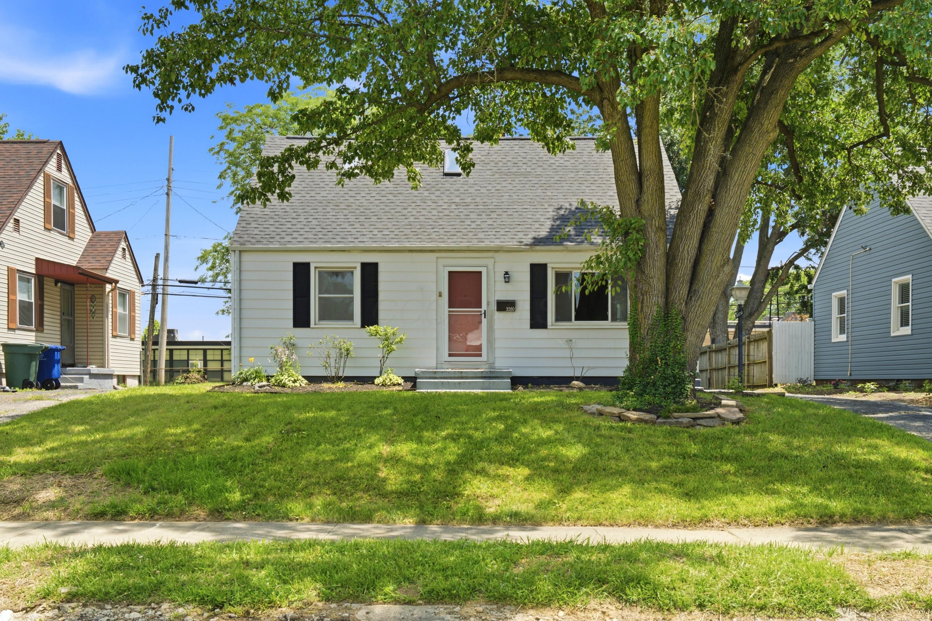 3350 Walmar Drive Property Photo 1
