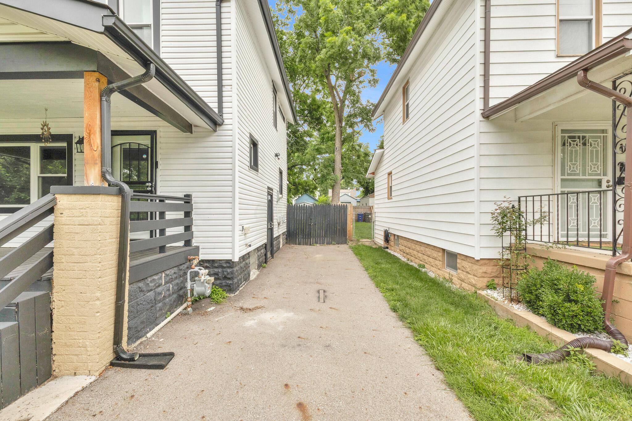 1502 Aberdeen Avenue Property Photo 3
