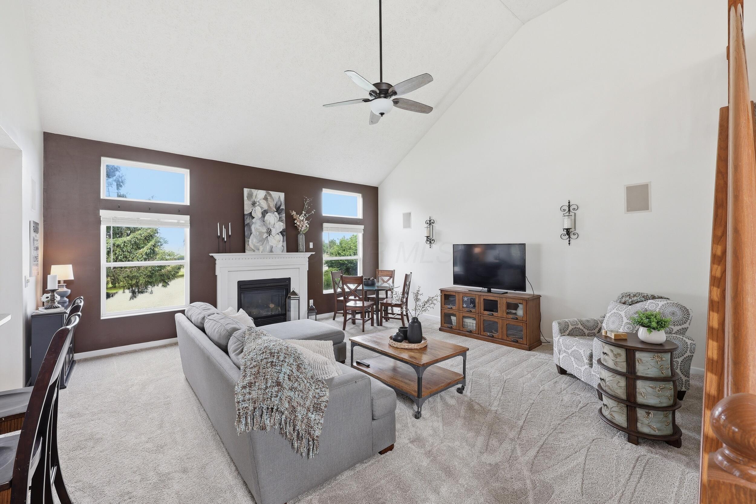 8164 Glenmore Drive Property Photo 19