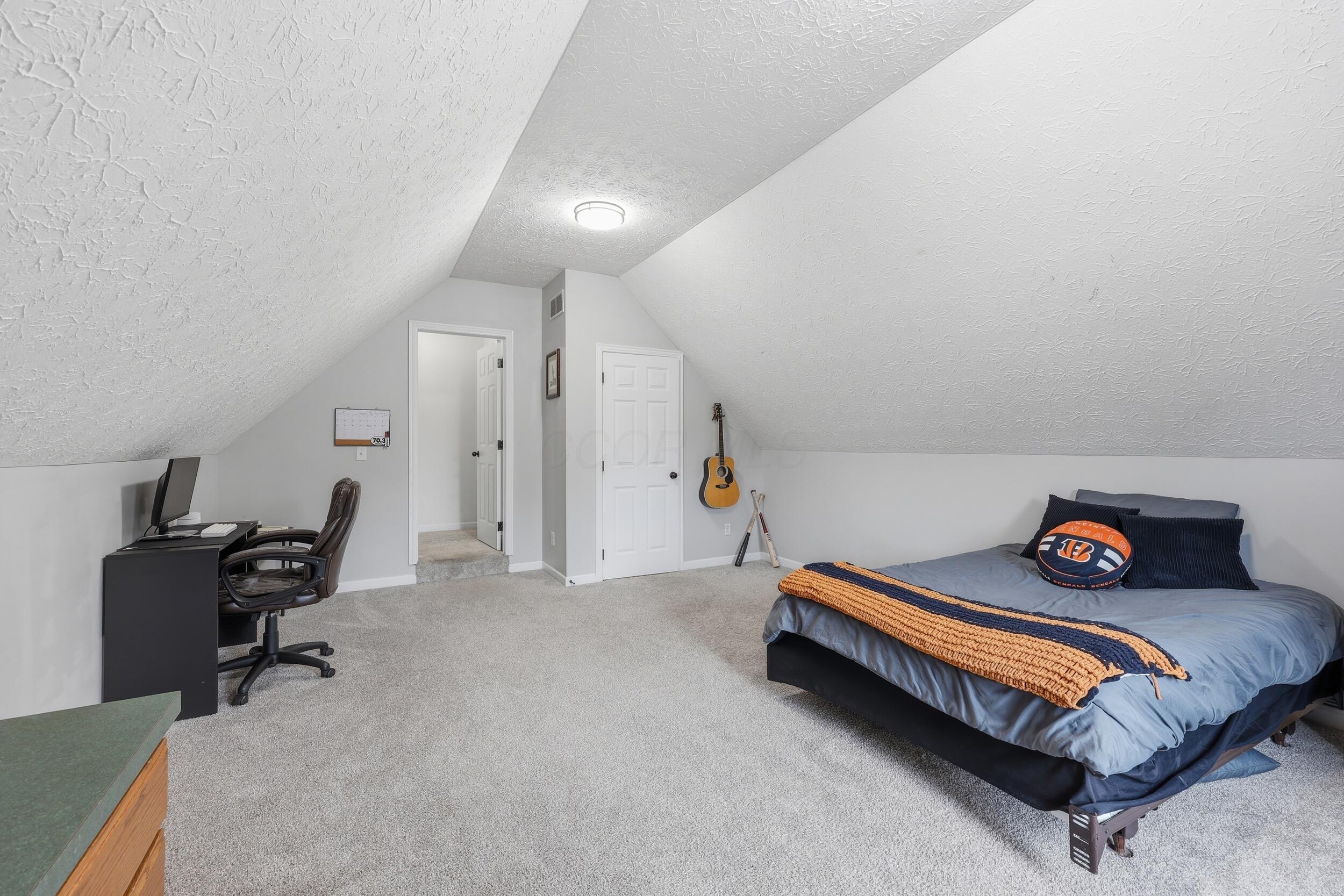 8164 Glenmore Drive Property Photo 28