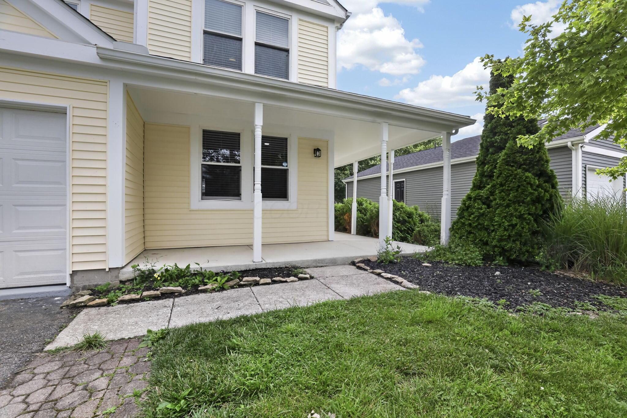 2425 Dunsworth Drive Property Photo 7