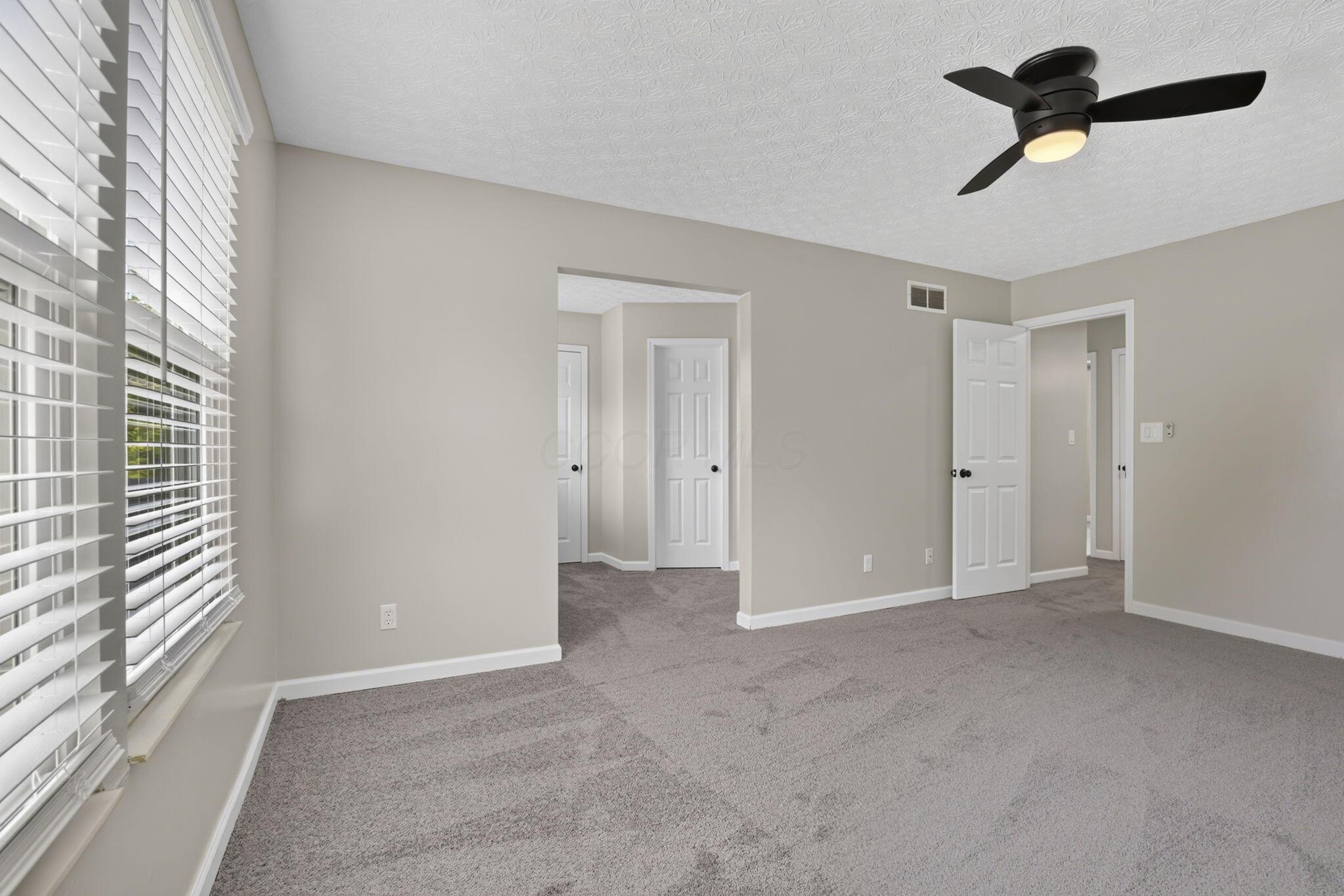 2425 Dunsworth Drive Property Photo 25