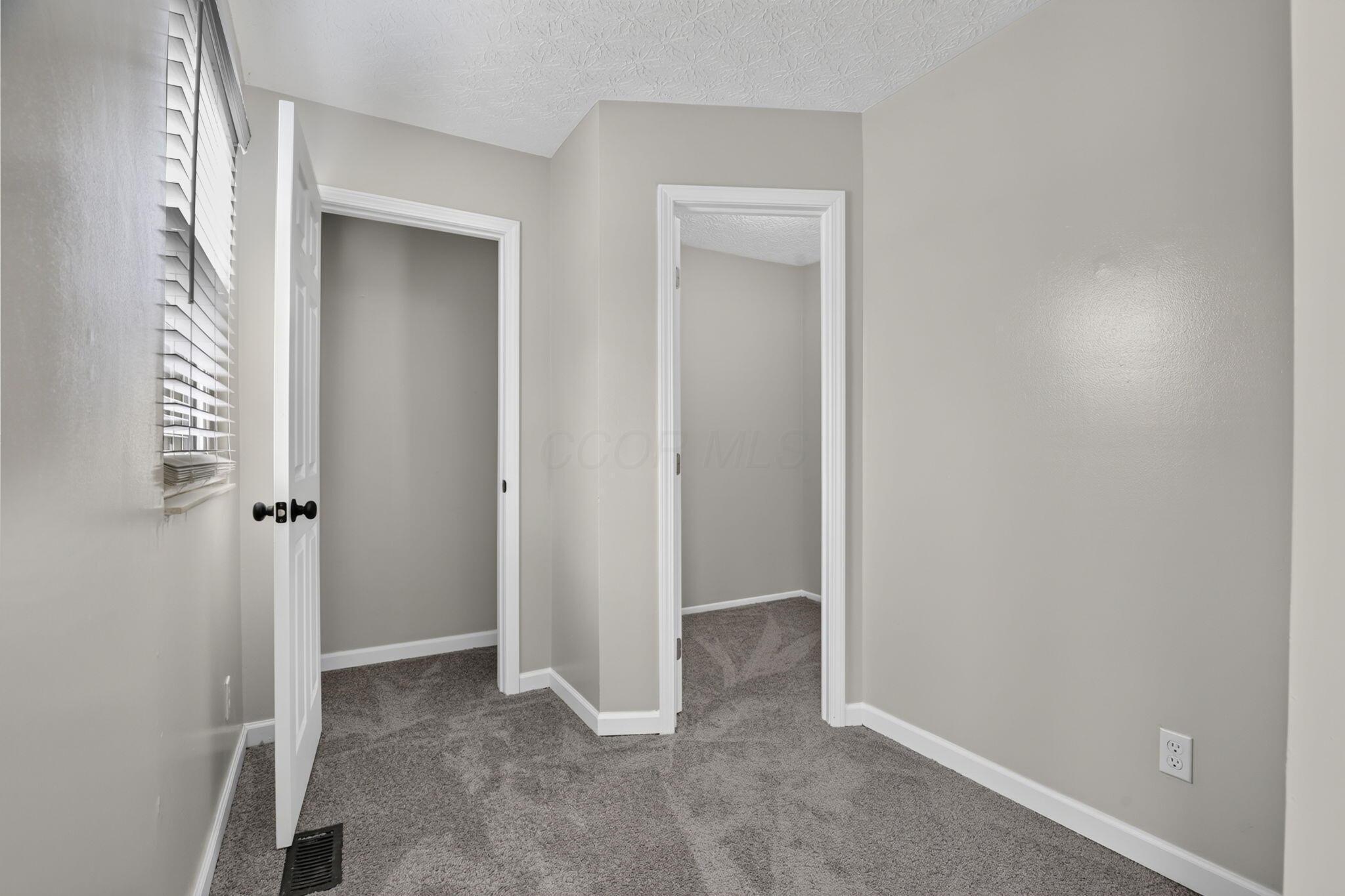2425 Dunsworth Drive Property Photo 26