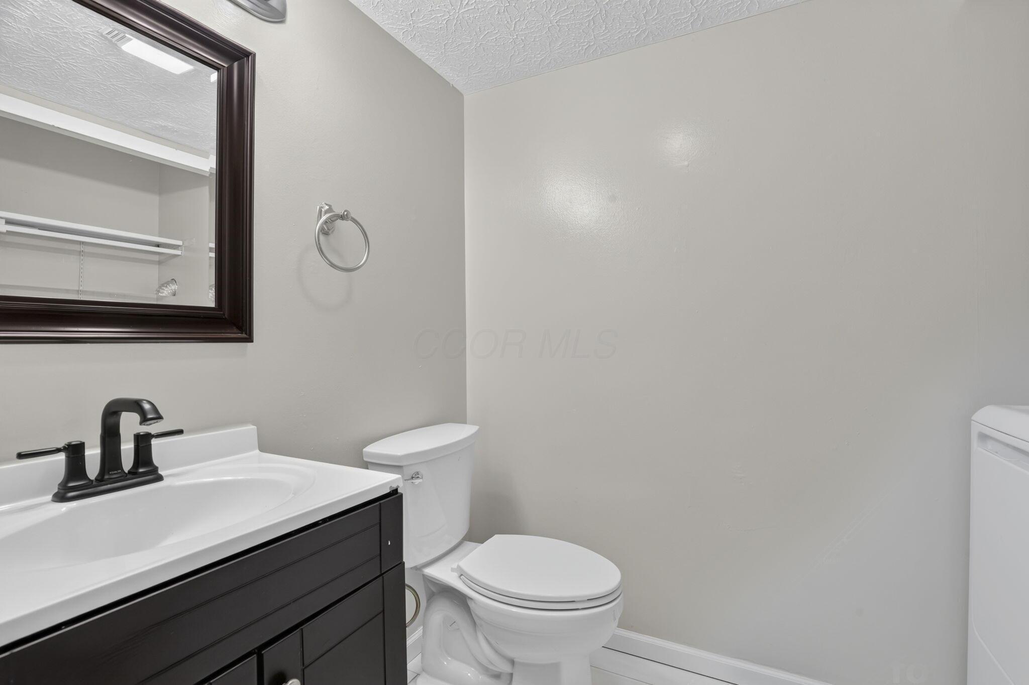 2425 Dunsworth Drive Property Photo 38