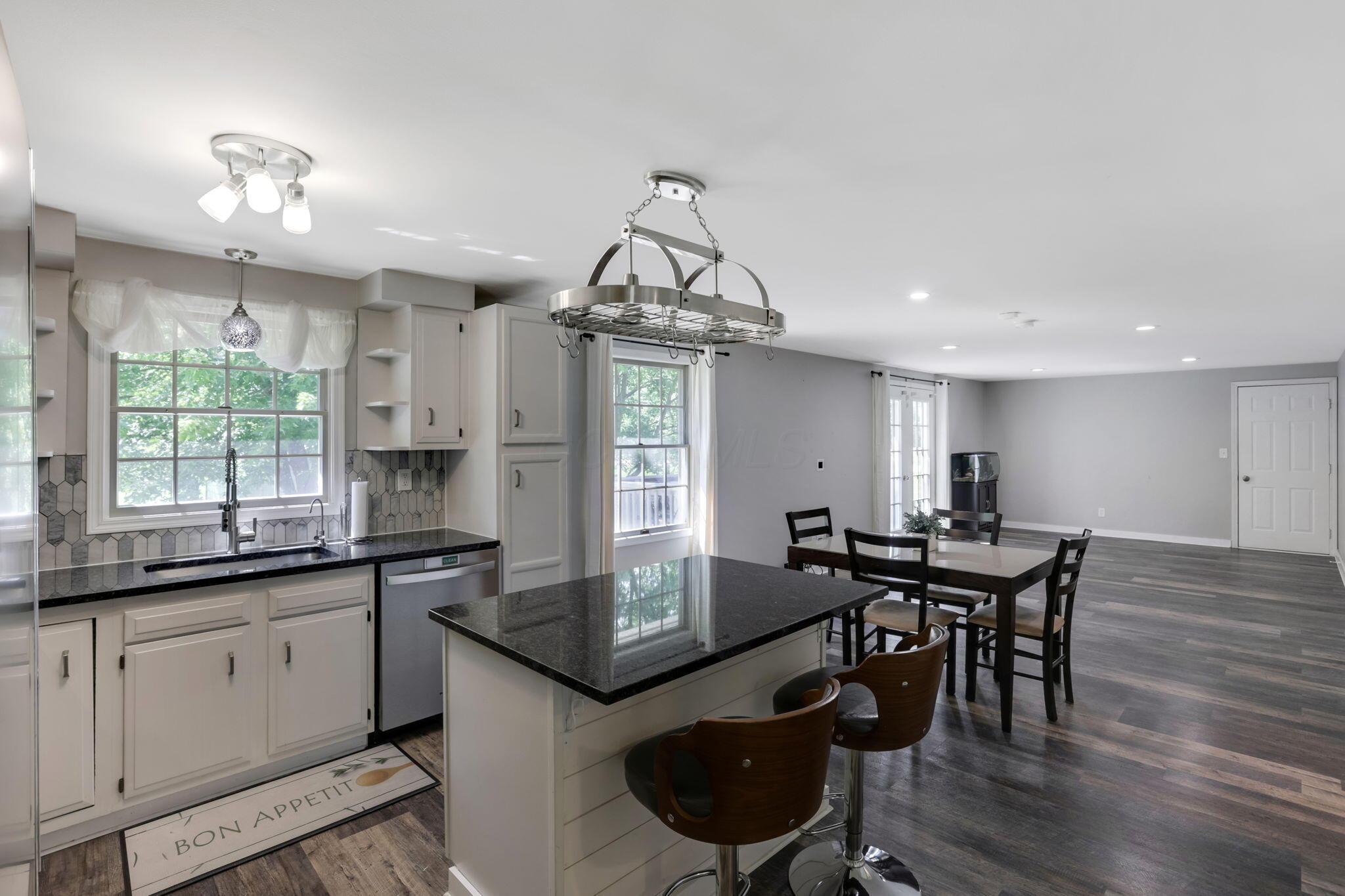 10221 Brock Road Property Photo 14