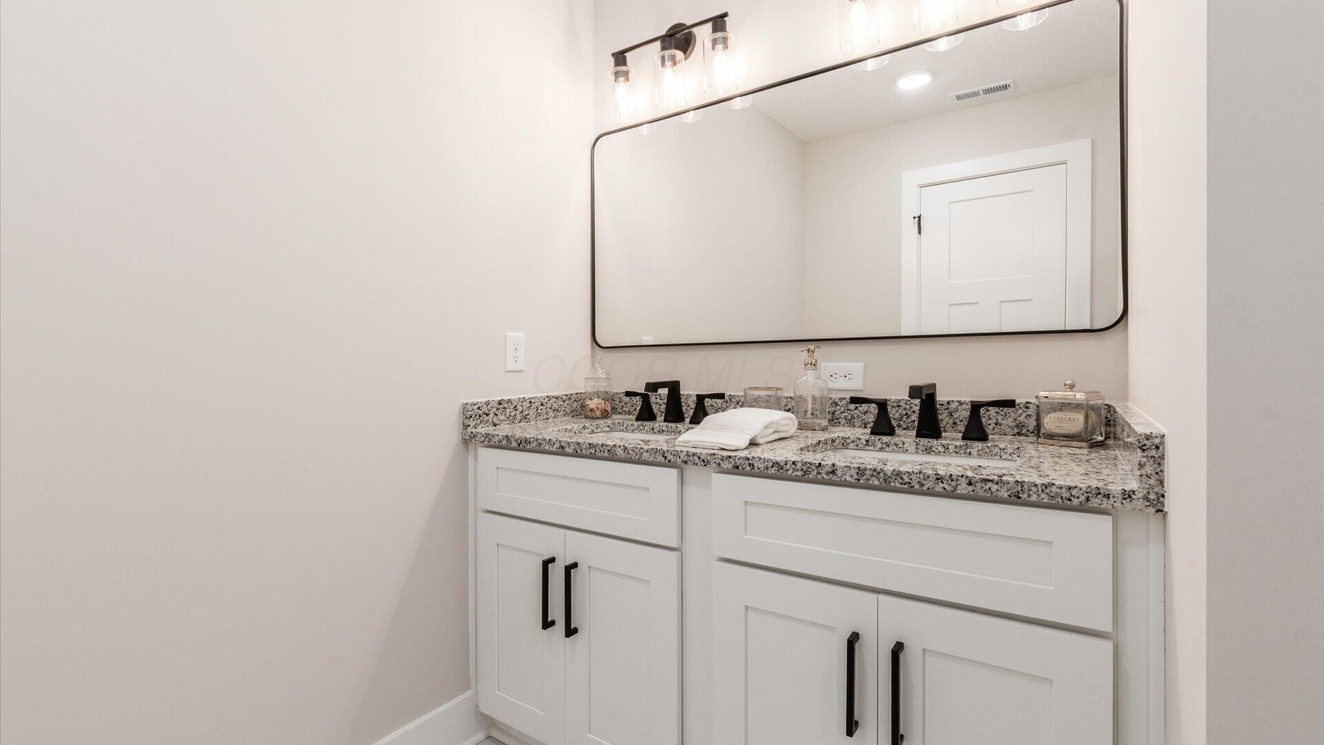 13294 Cedar Road Ne Property Photo 18