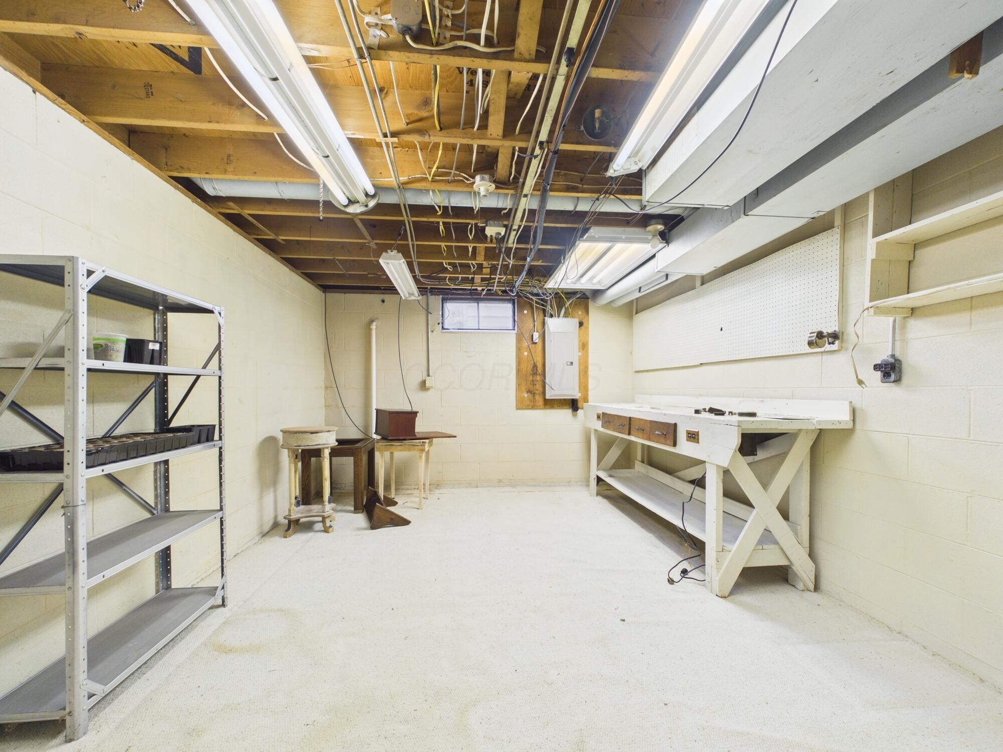 1409 Beacon Street Property Photo 23