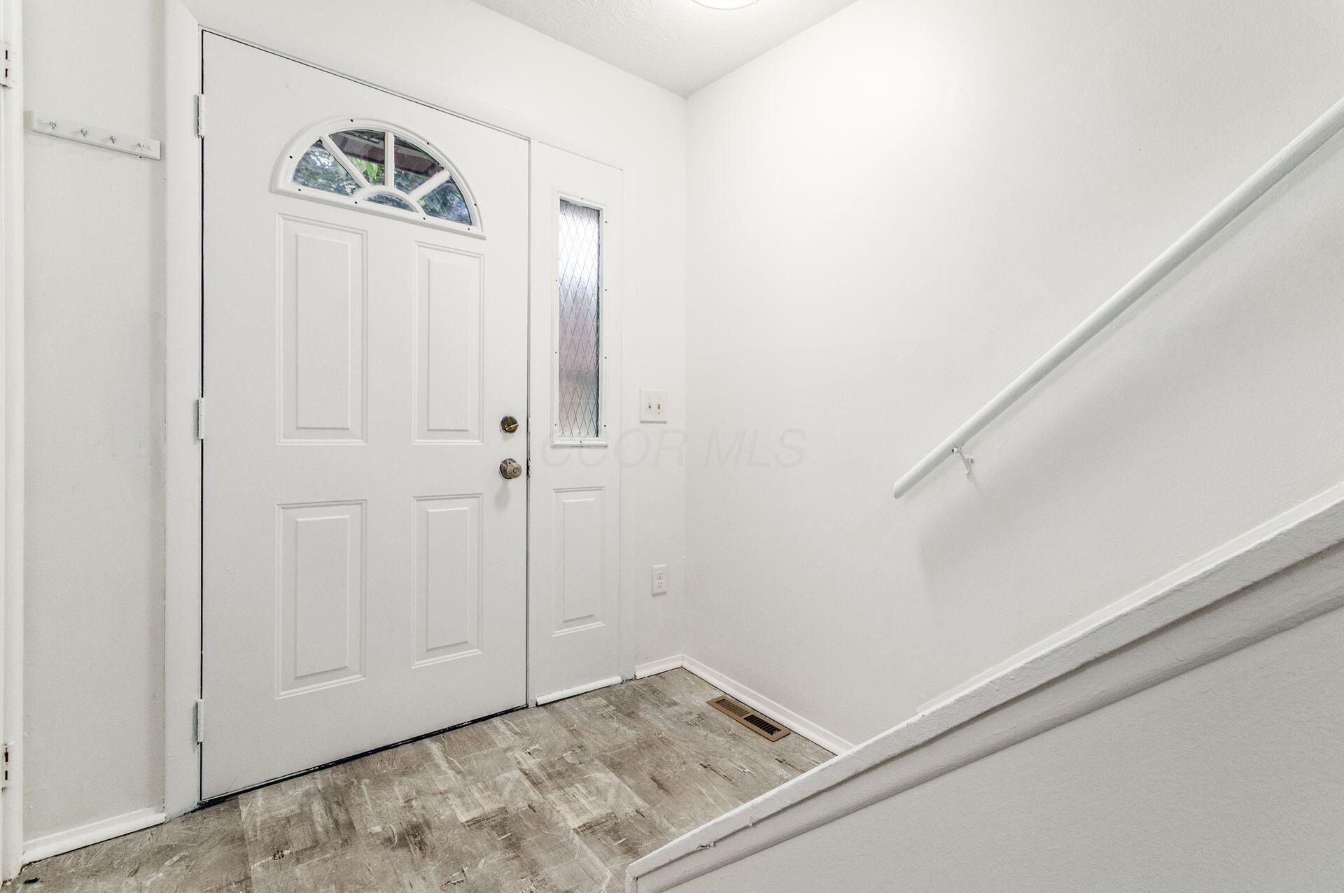 413 Shell Court E Property Photo 3