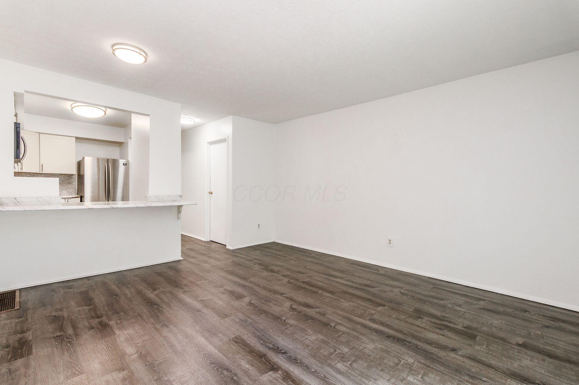 413 Shell Court E Property Photo 11
