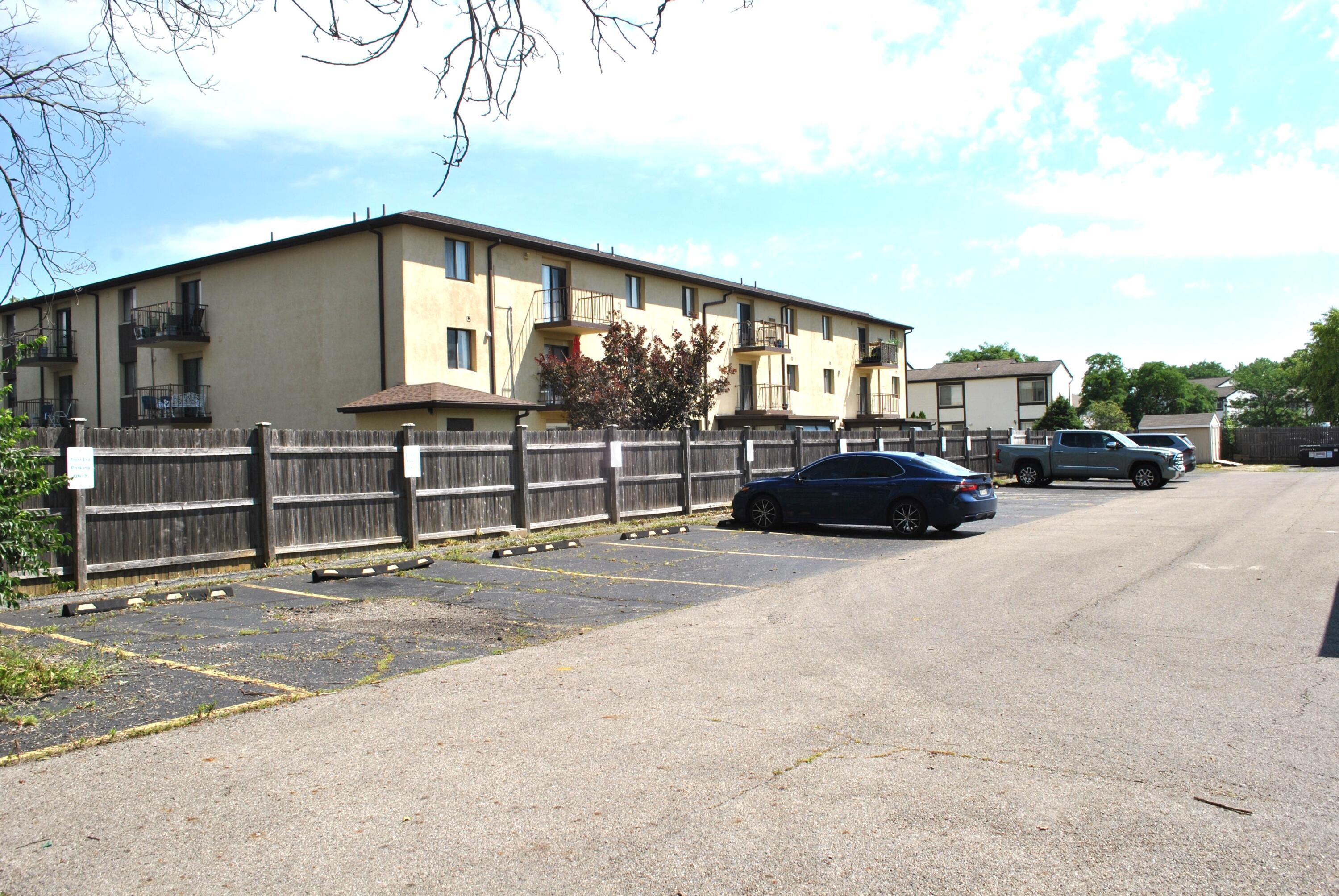 5950 Sharon Woods Boulevard Property Photo 4