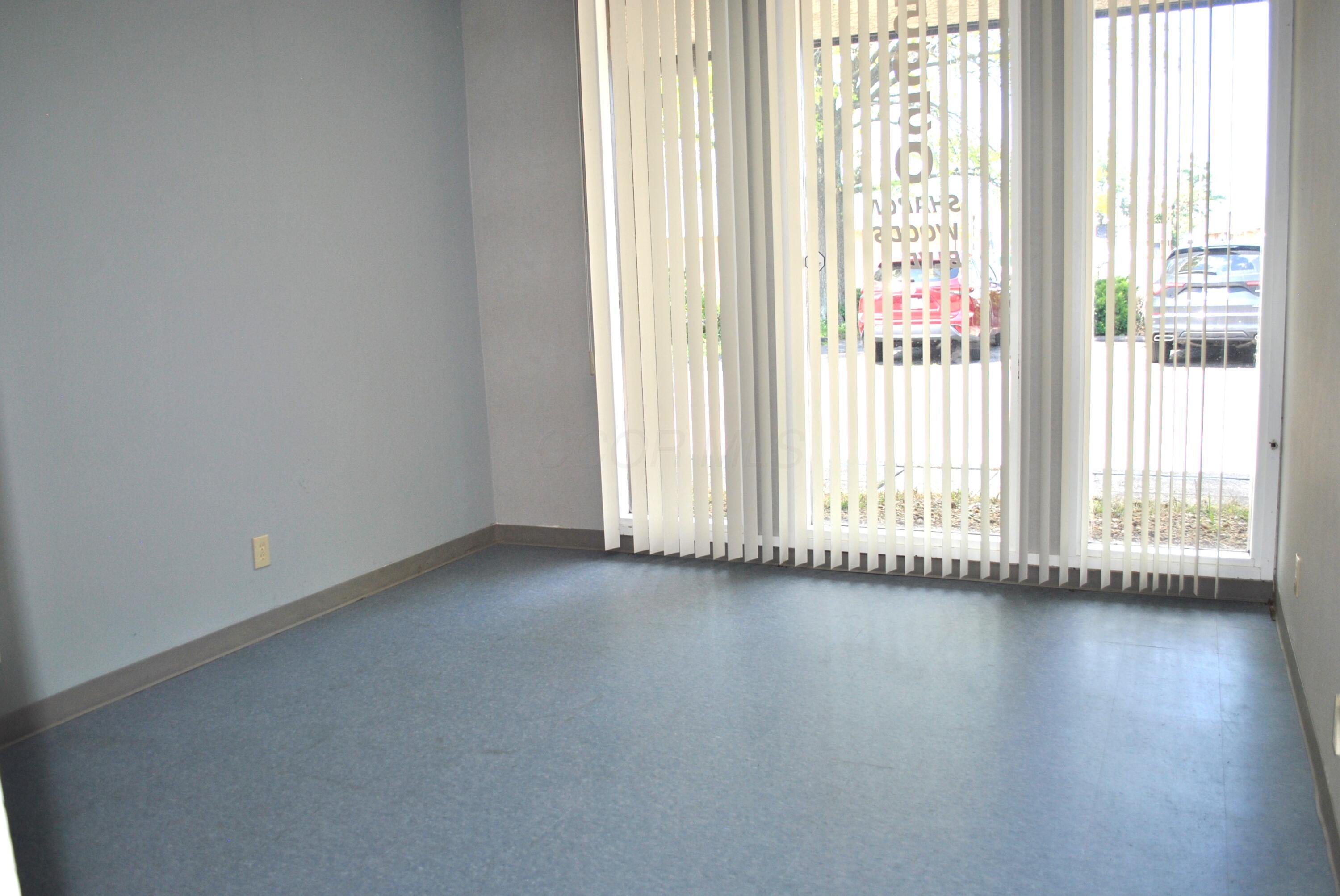5950 Sharon Woods Boulevard Property Photo 13
