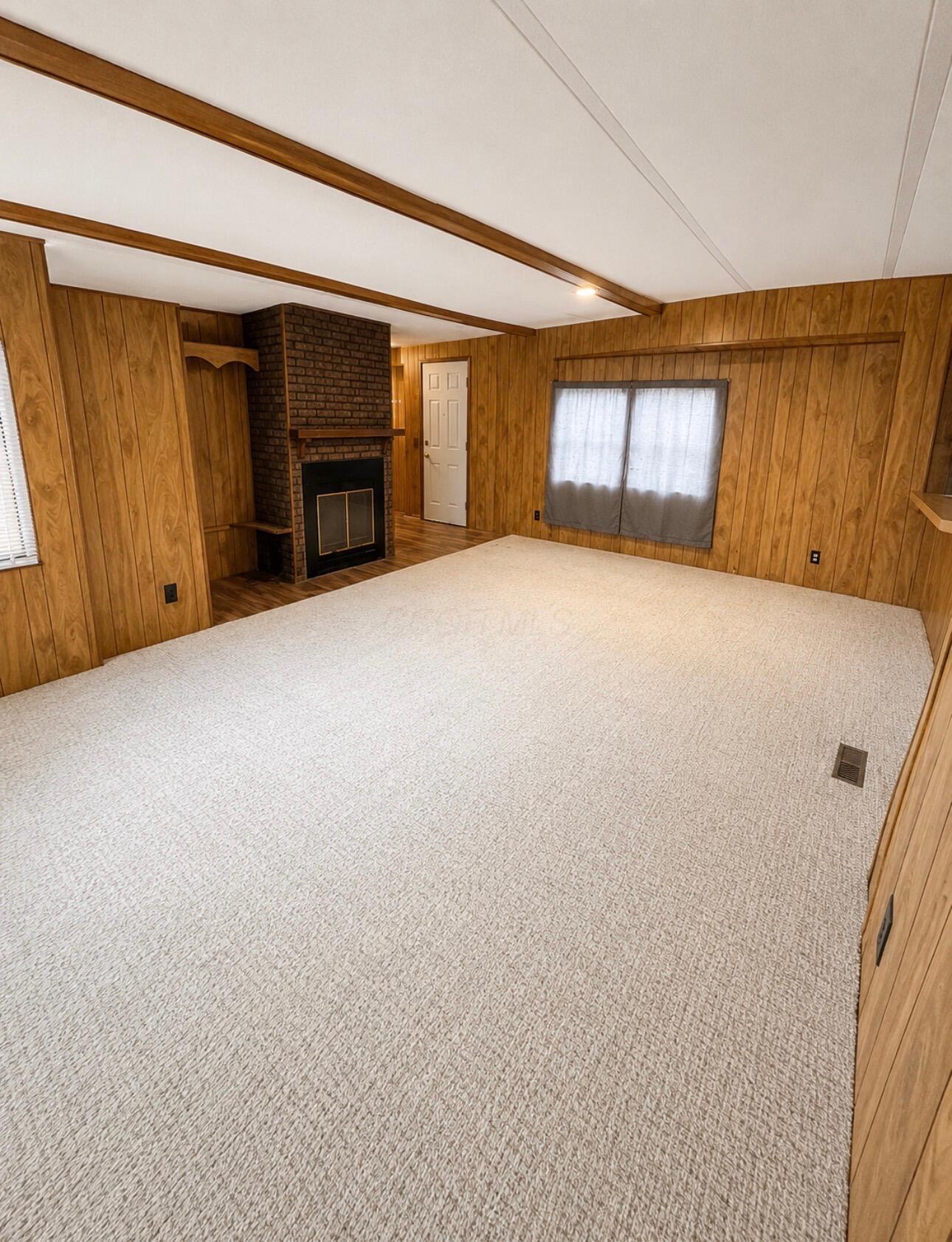 23 Skyline Drive Property Photo 7