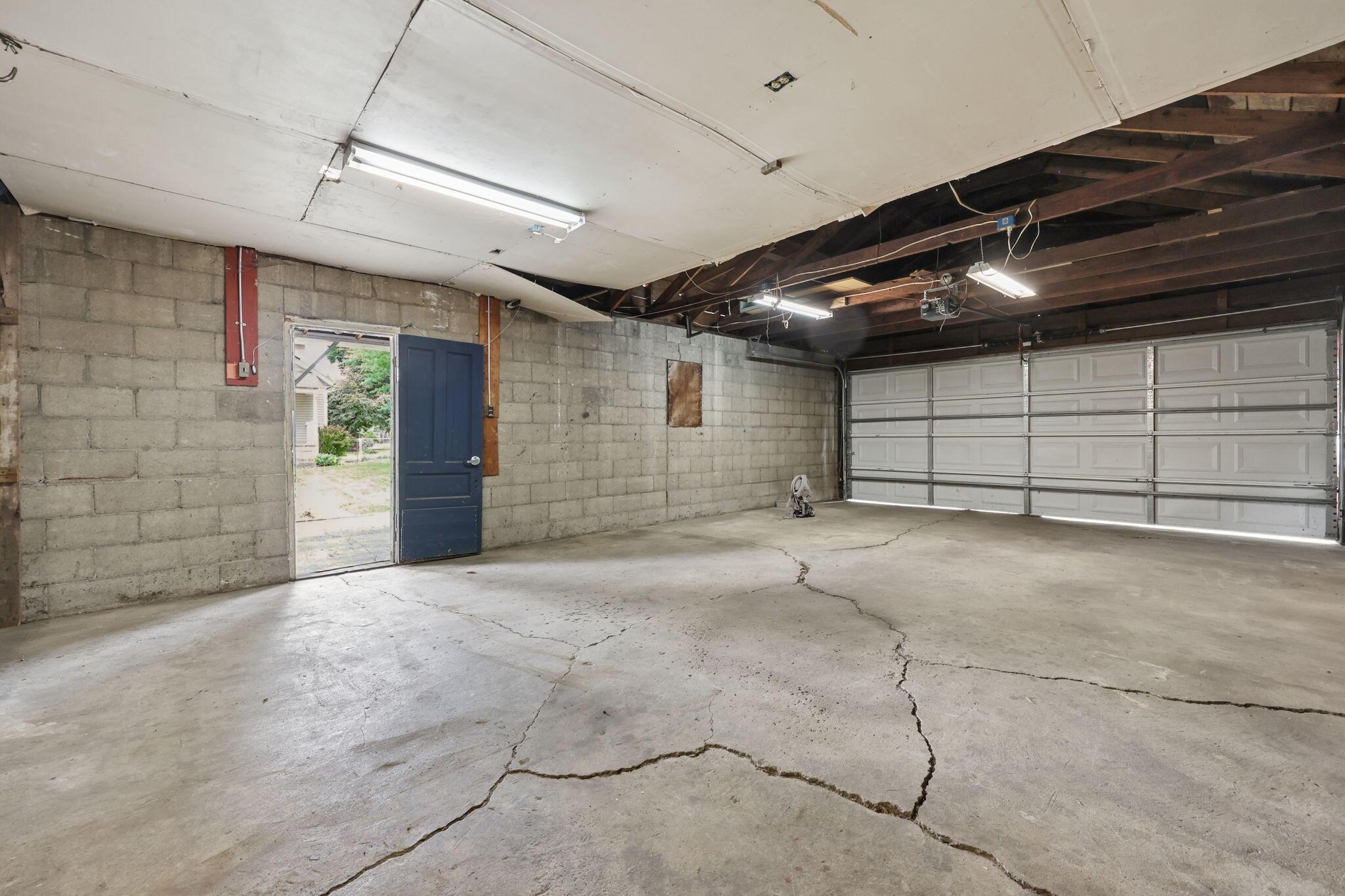 57 N Pine Street Property Photo 33