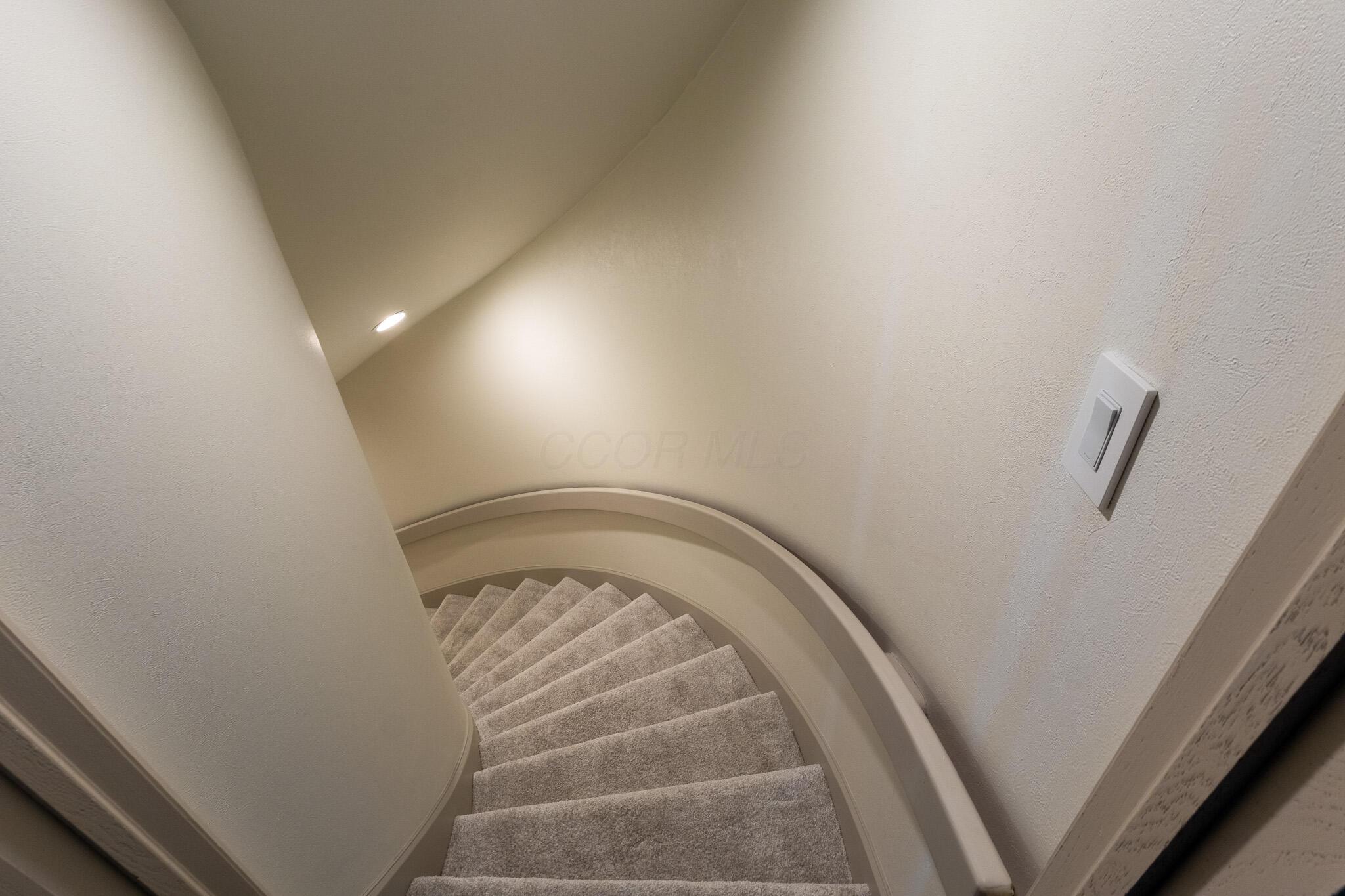 1635 Strathshire Hall Place Property Photo 90