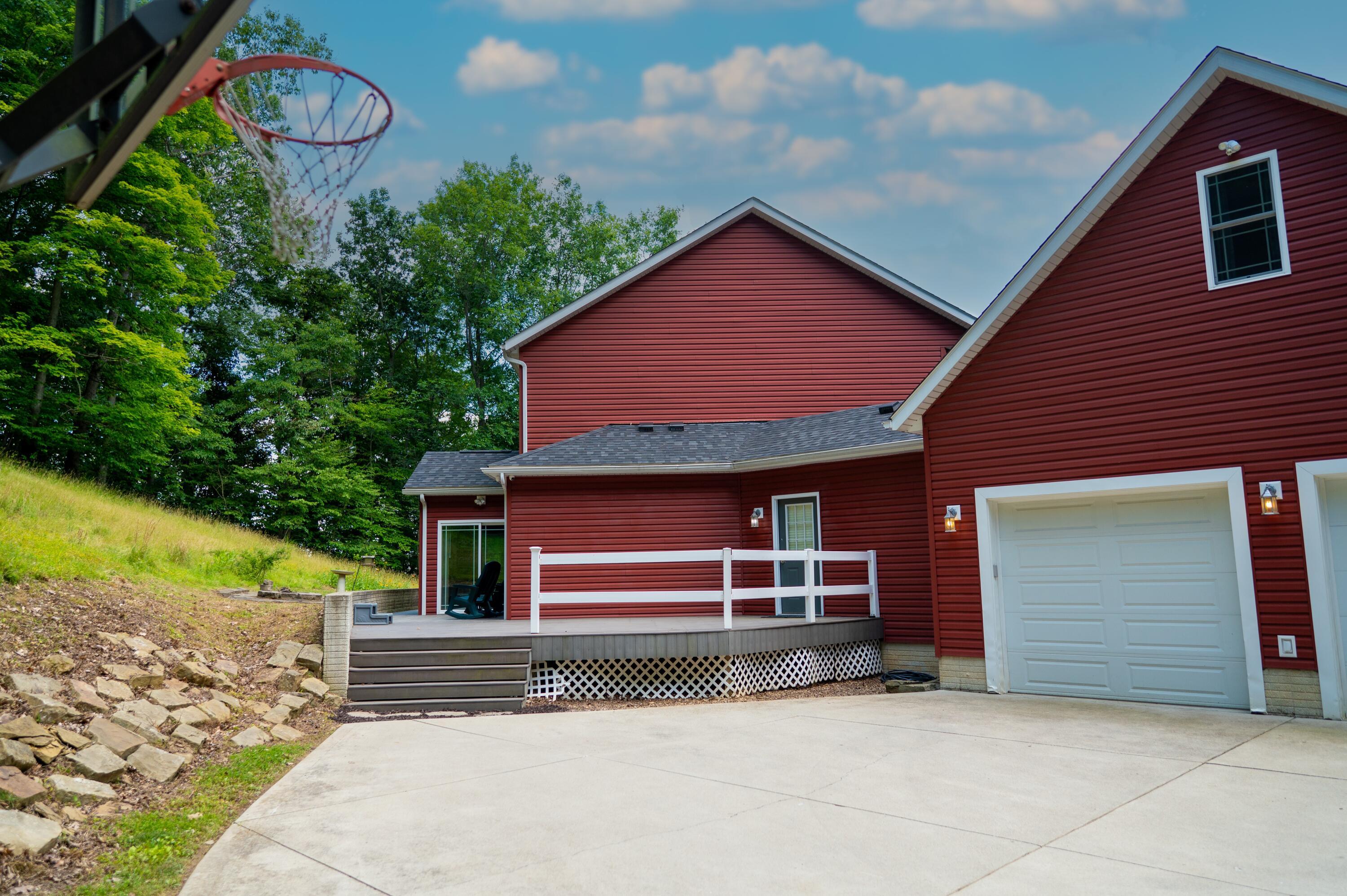 436 Eutreva Drive Property Photo 14
