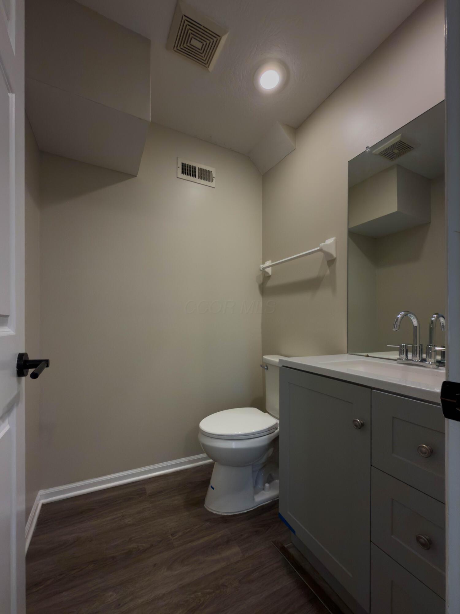 5129 Vinings Bend Property Photo 10