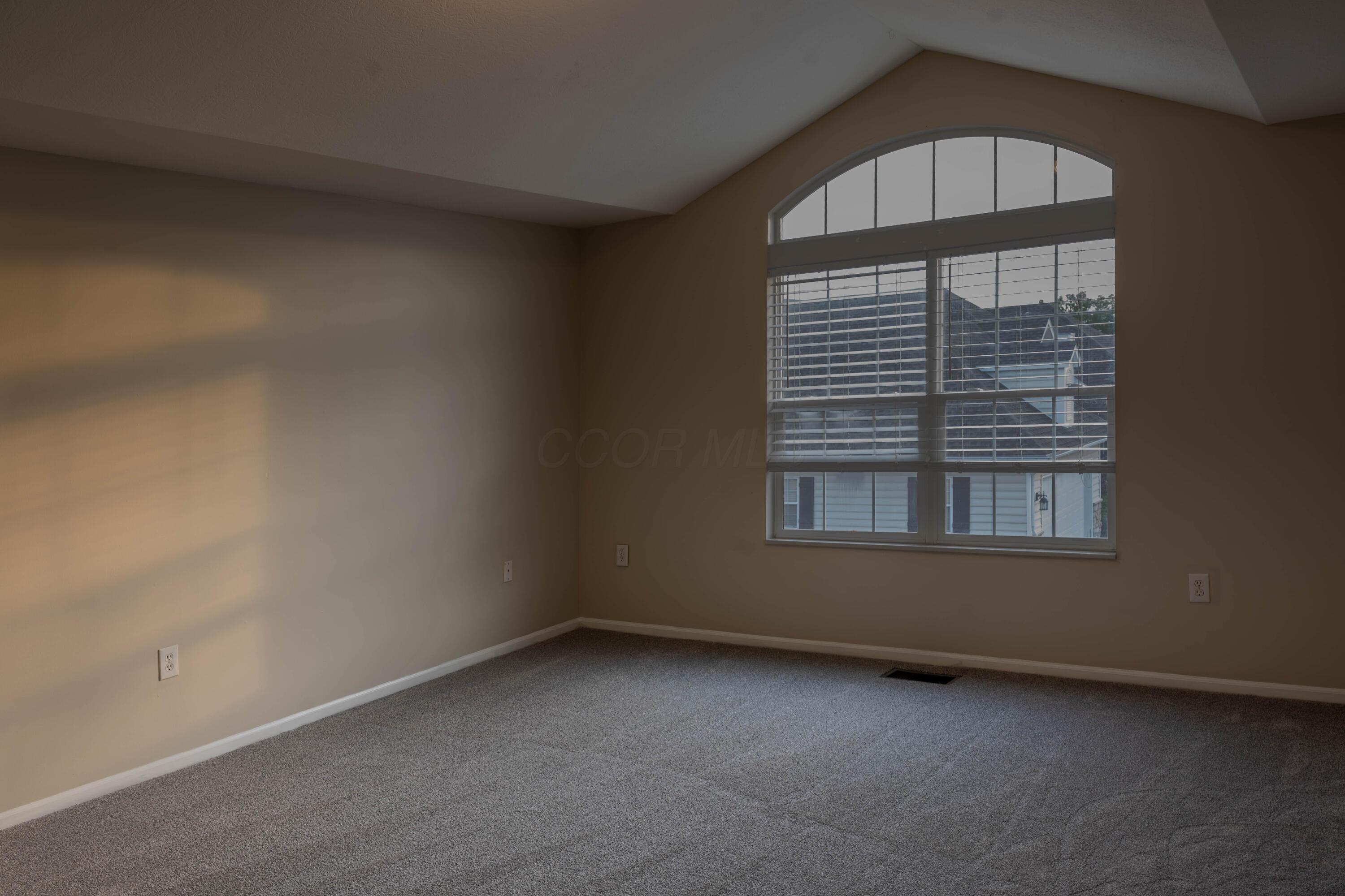 5129 Vinings Bend Property Photo 11