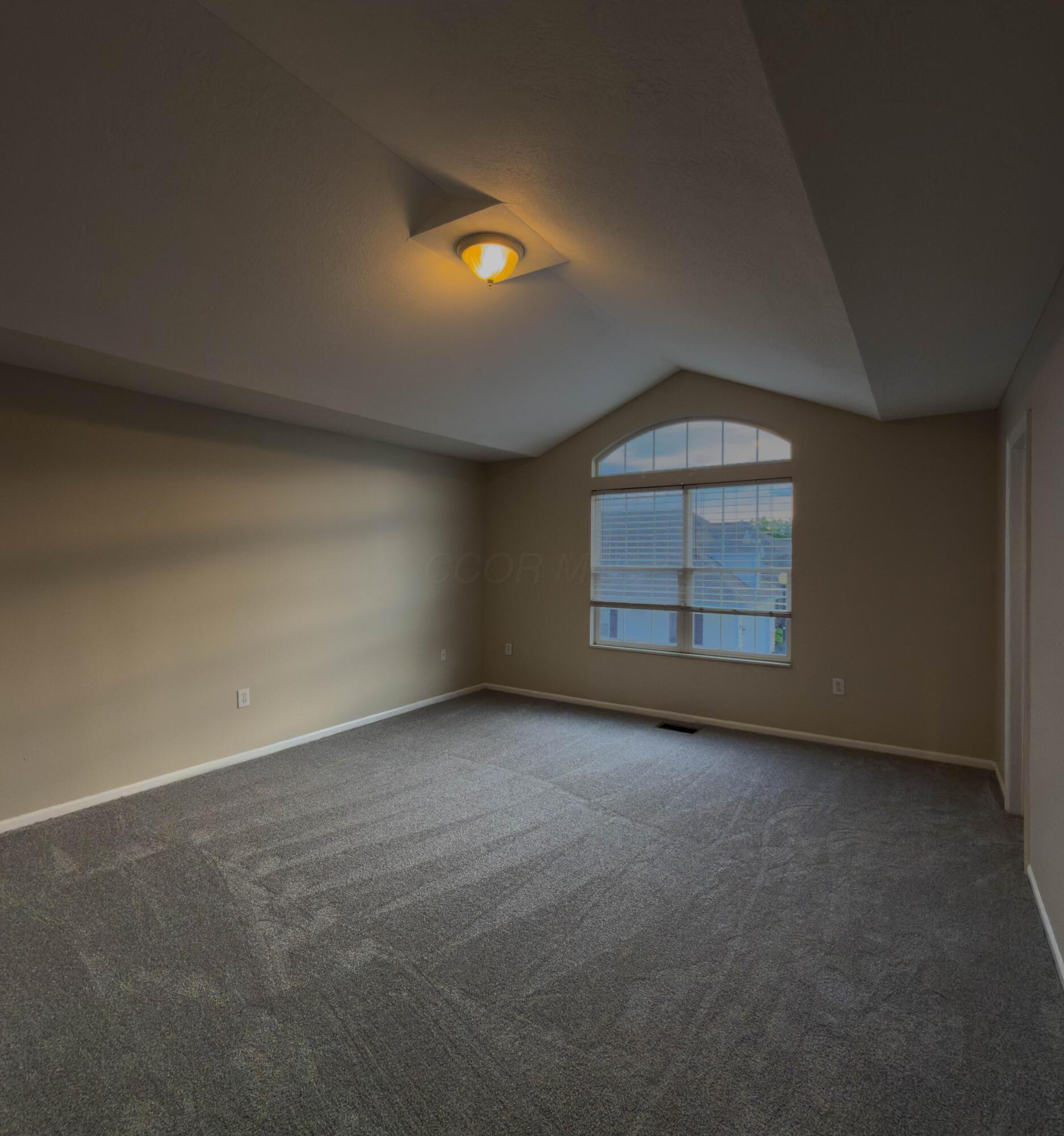 5129 Vinings Bend Property Photo 12