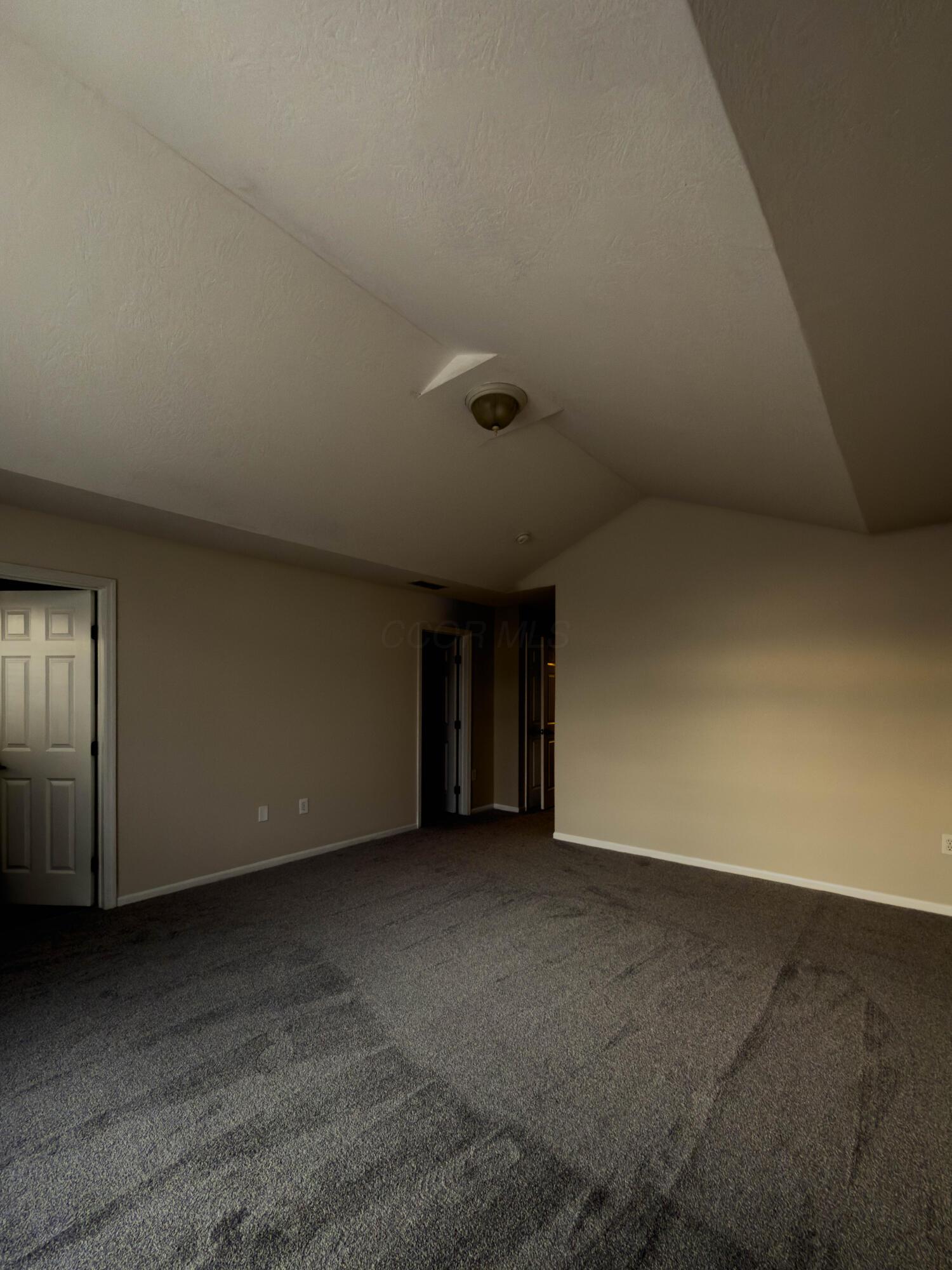 5129 Vinings Bend Property Photo 13