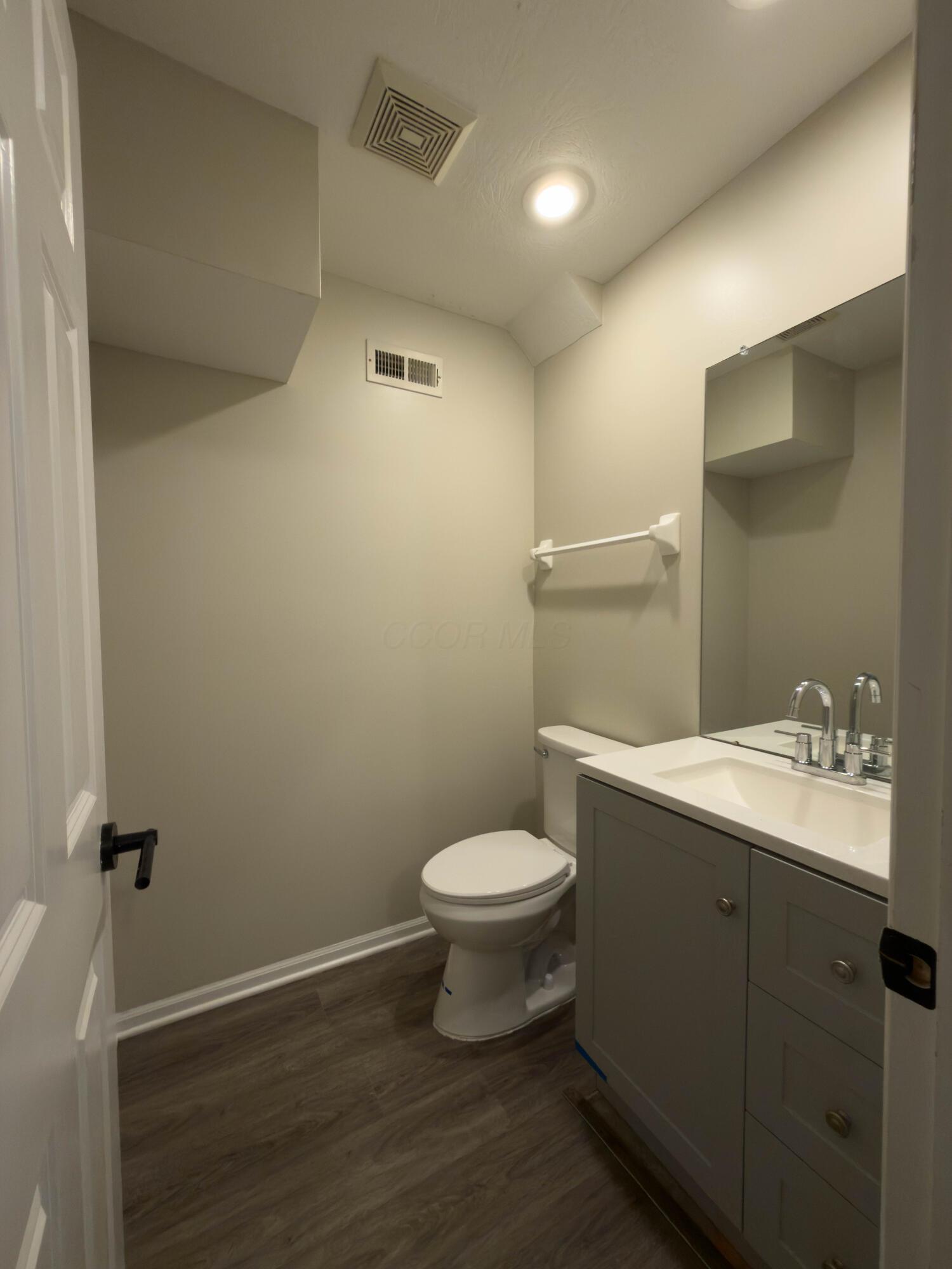 5129 Vinings Bend Property Photo 15