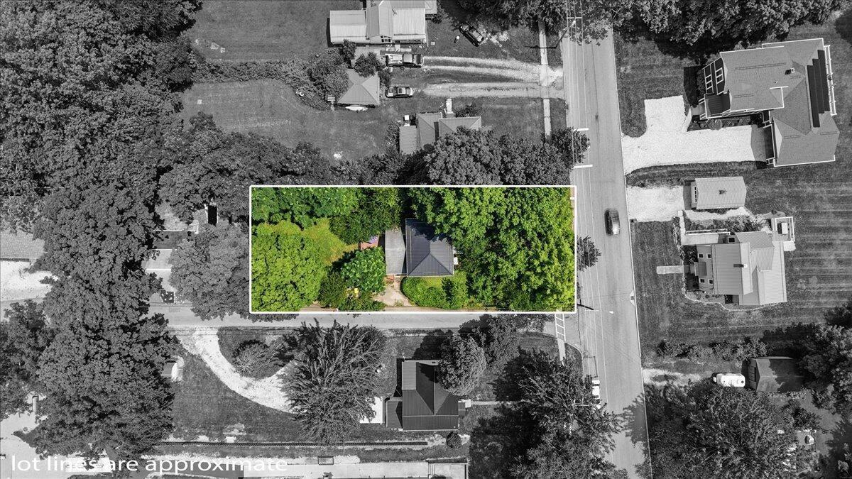 301 E Wiggin Street Property Photo 5