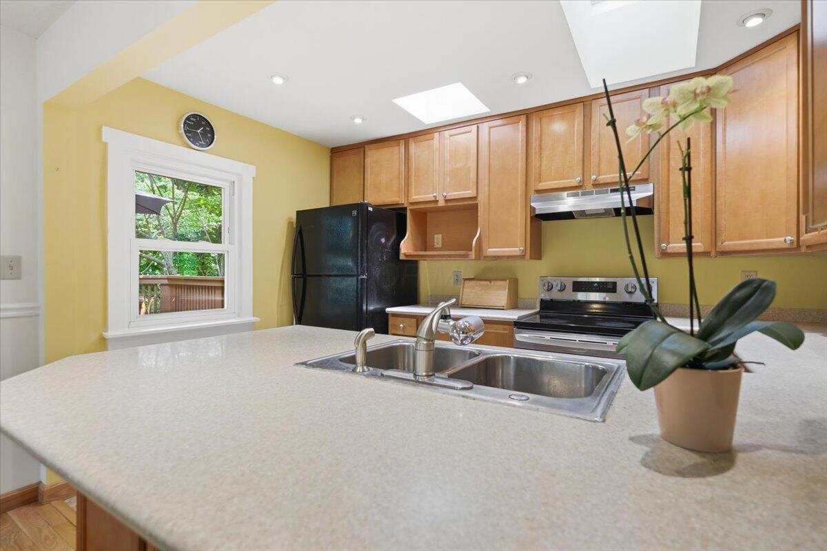 301 E Wiggin Street Property Photo 18