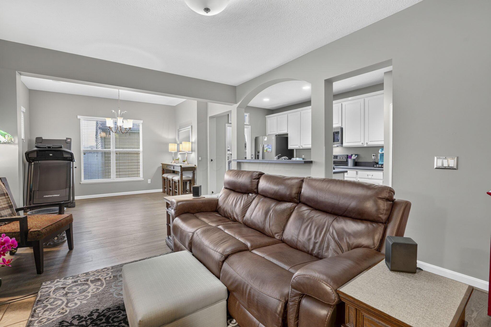 7911 Ashenden Drive Property Photo 13