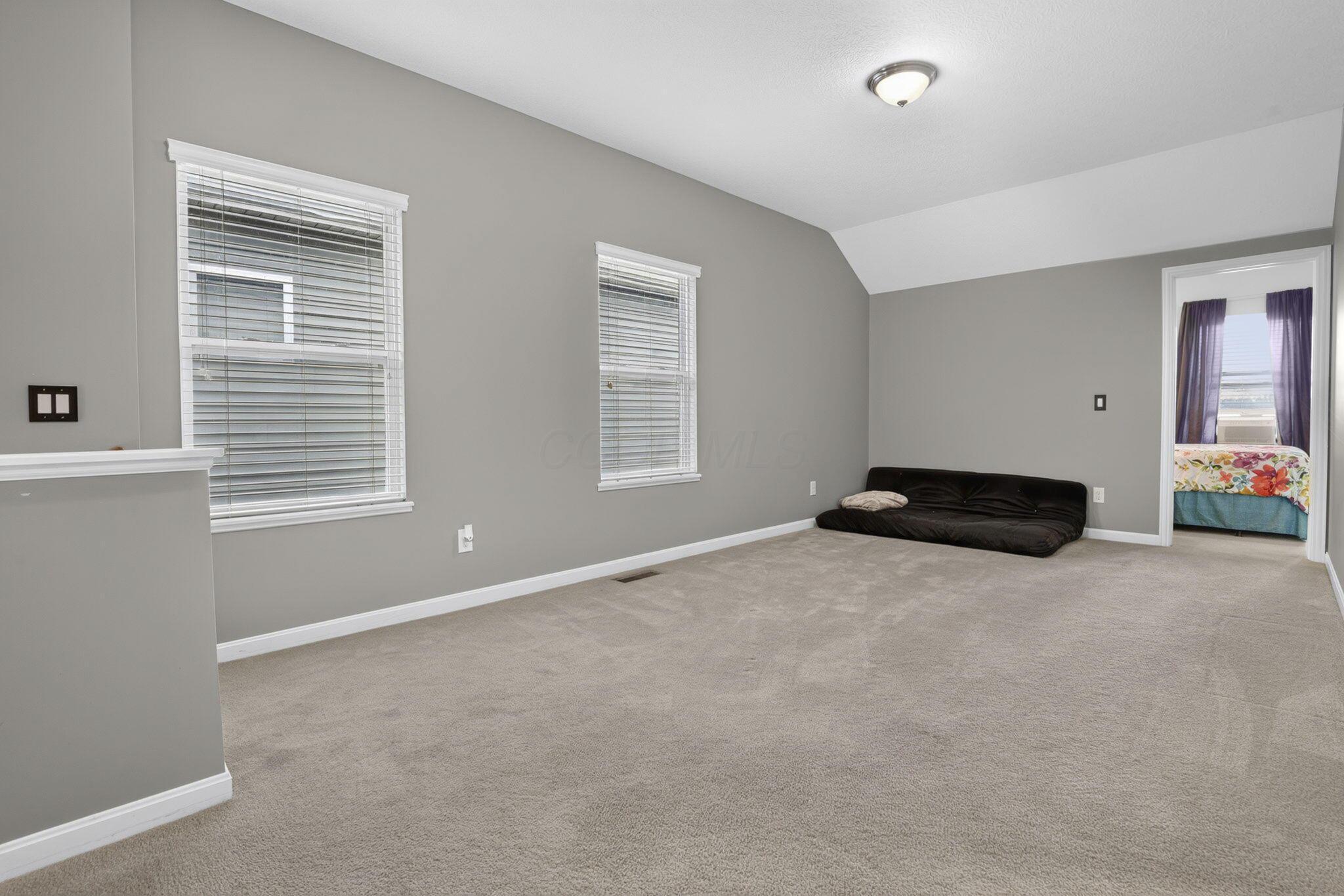 7911 Ashenden Drive Property Photo 33
