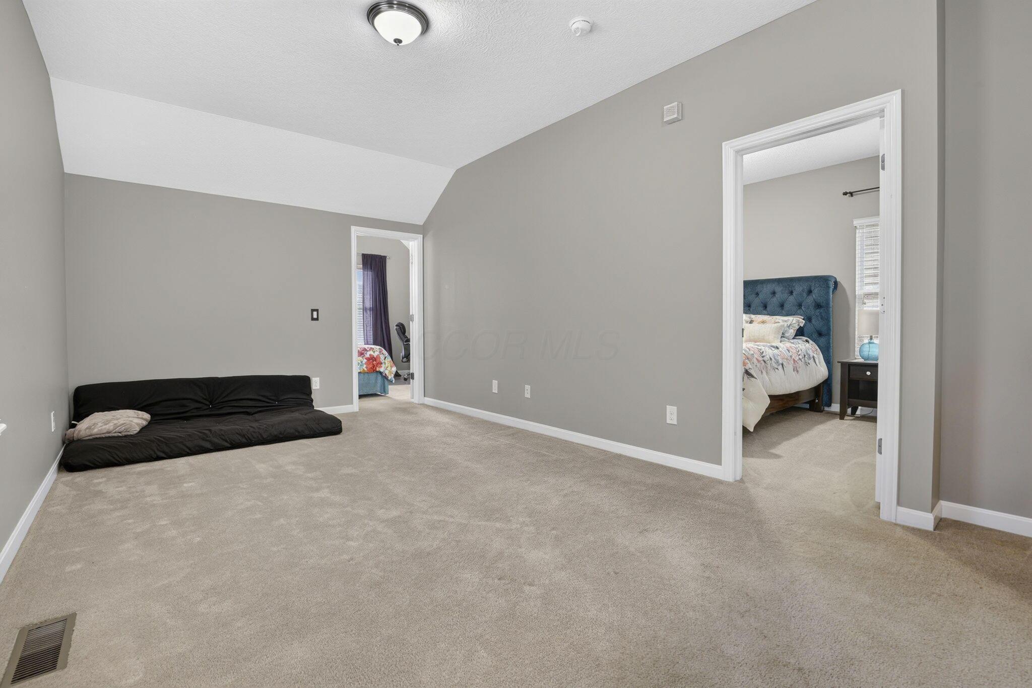 7911 Ashenden Drive Property Photo 35