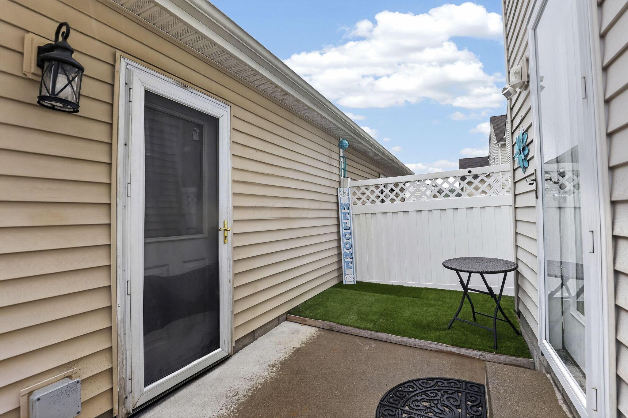 7911 Ashenden Drive Property Photo 43