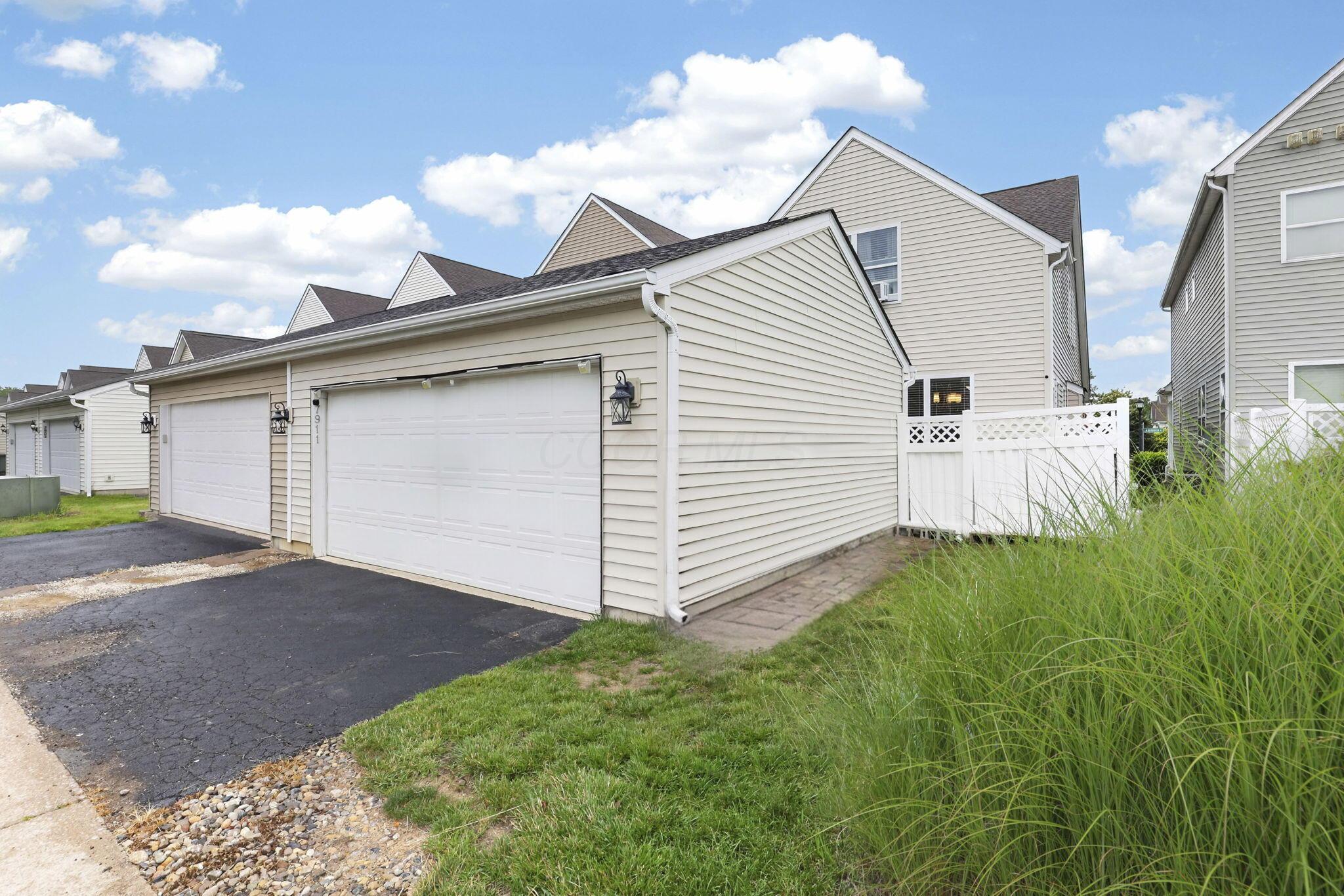 7911 Ashenden Drive Property Photo 48