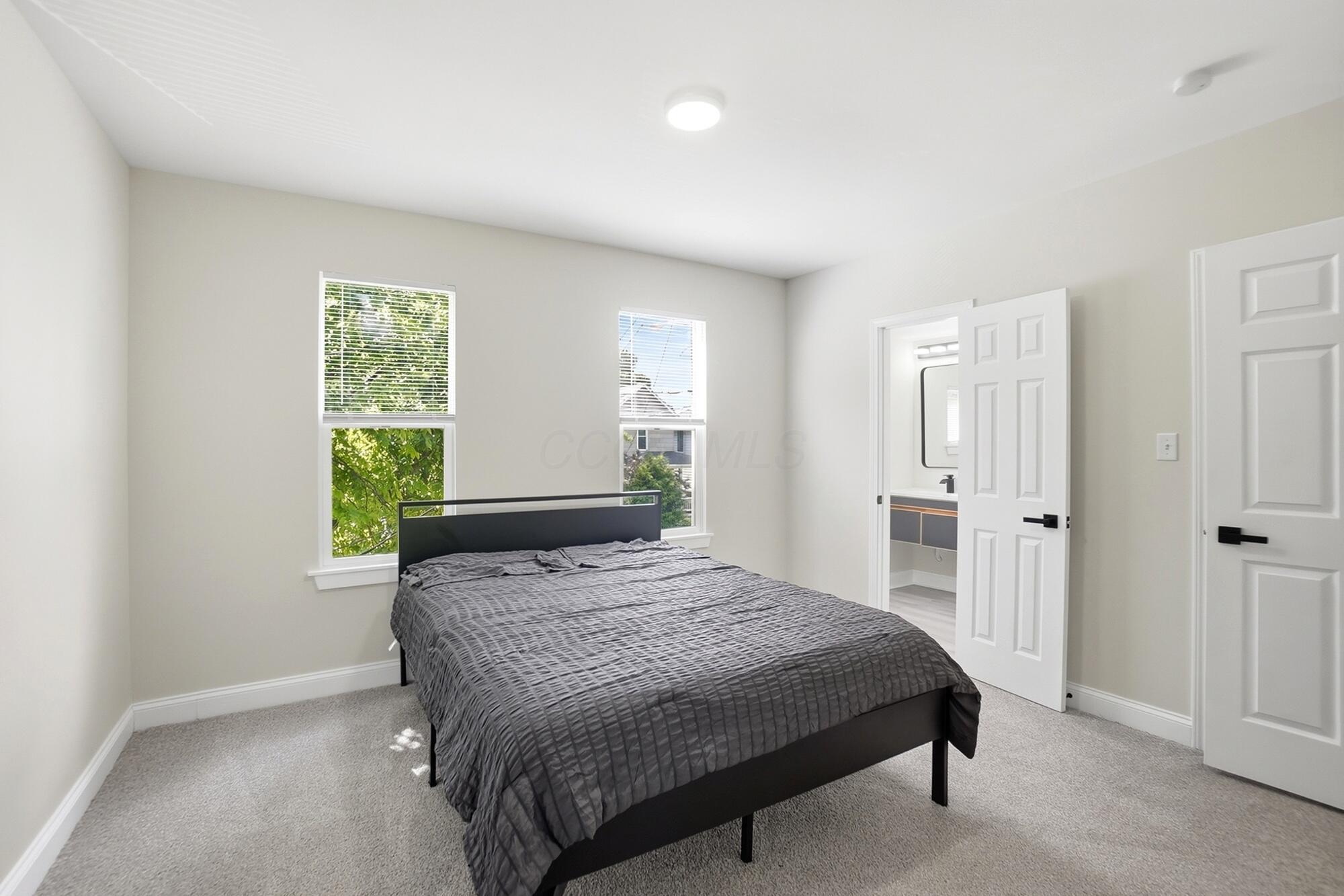 516 Miller Avenue Property Photo 27
