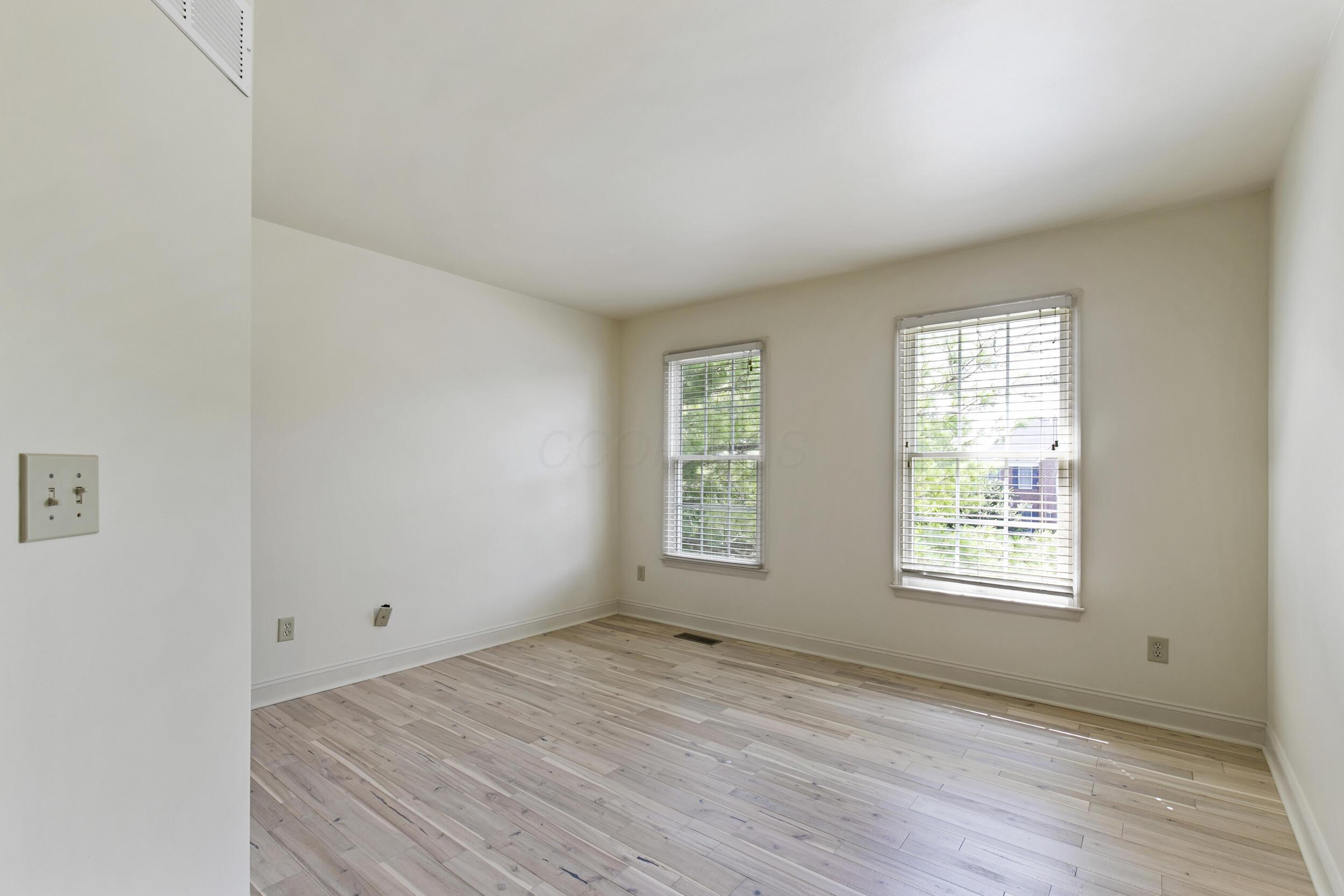 8347 Amberleigh Way Property Photo 29