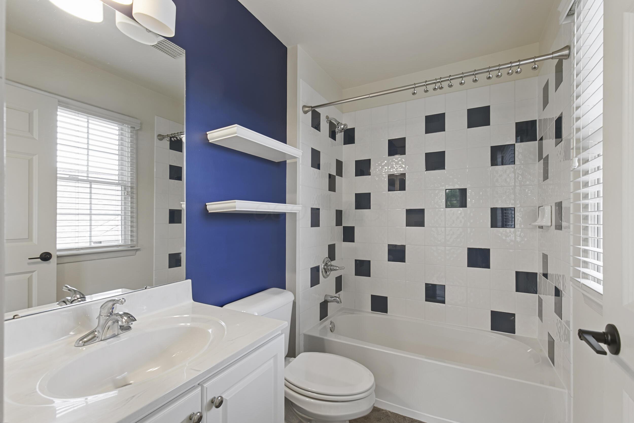 8347 Amberleigh Way Property Photo 30