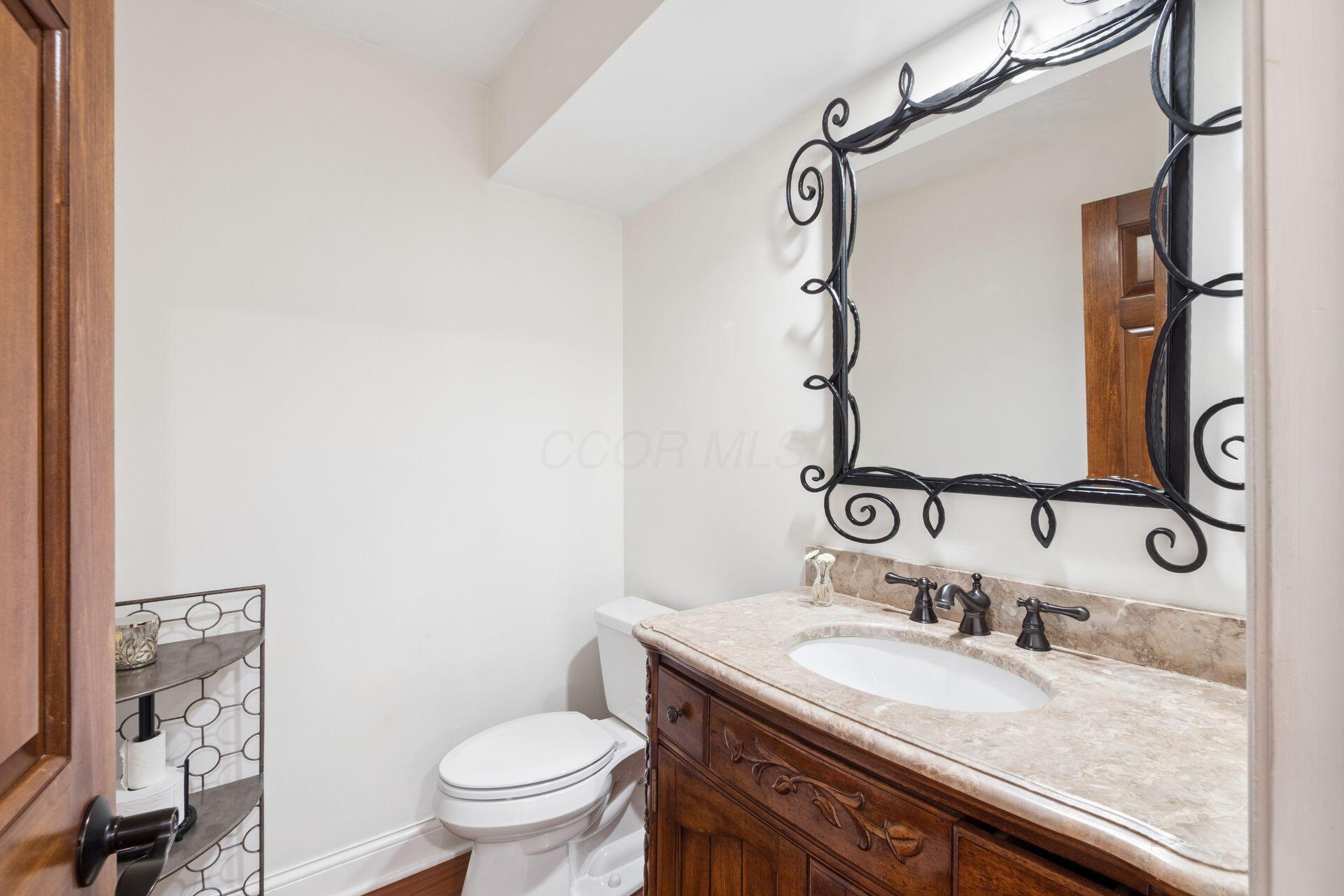 285 Partridge Bend Property Photo 41