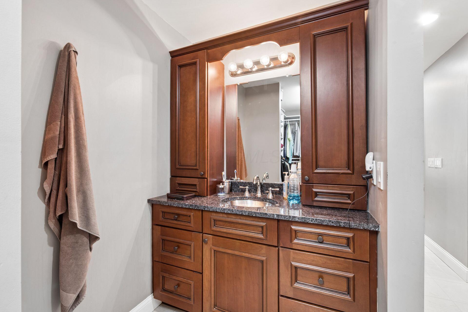 285 Partridge Bend Property Photo 55