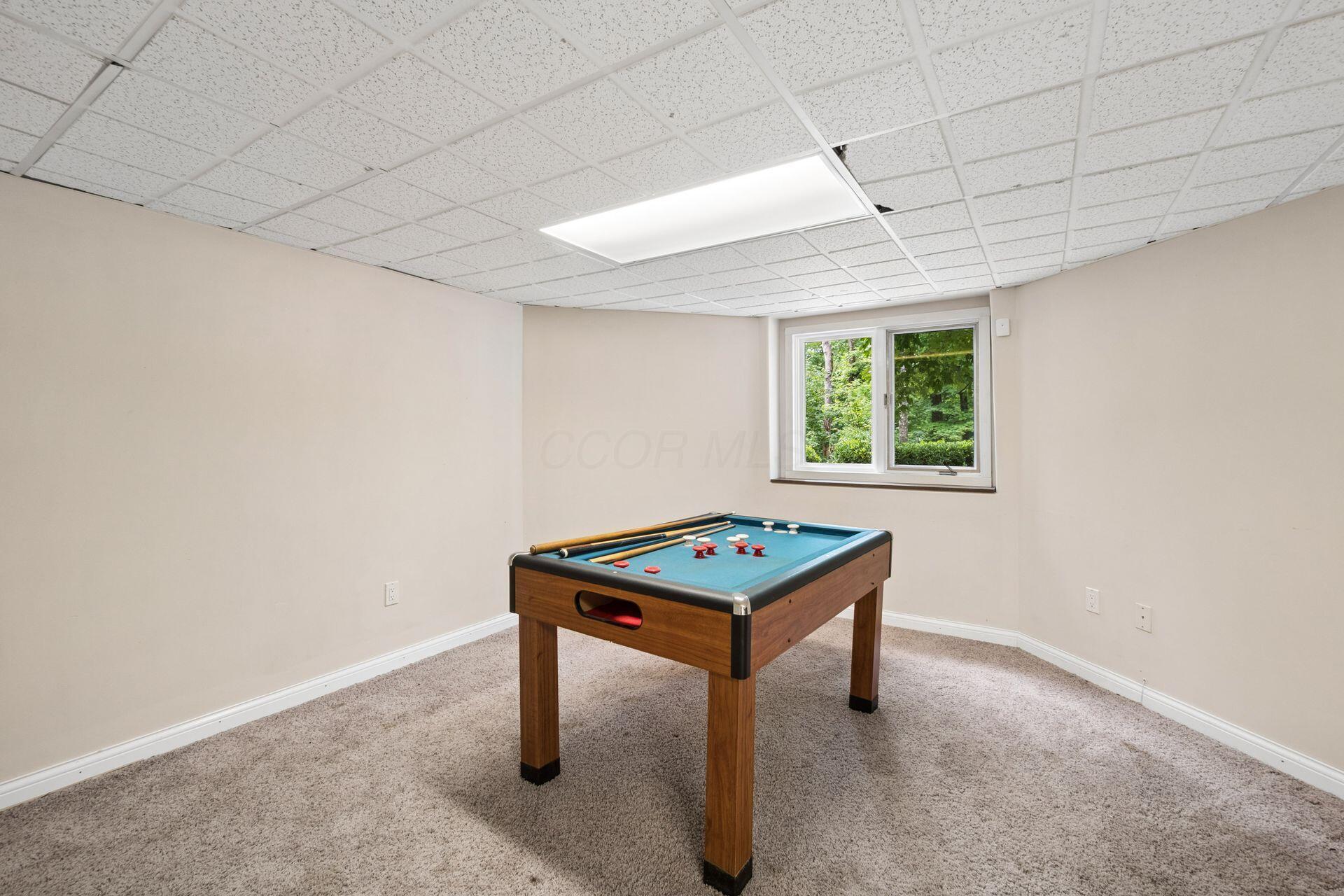 285 Partridge Bend Property Photo 91