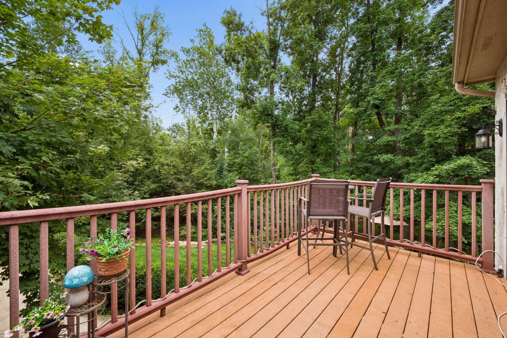 285 Partridge Bend Property Photo 103