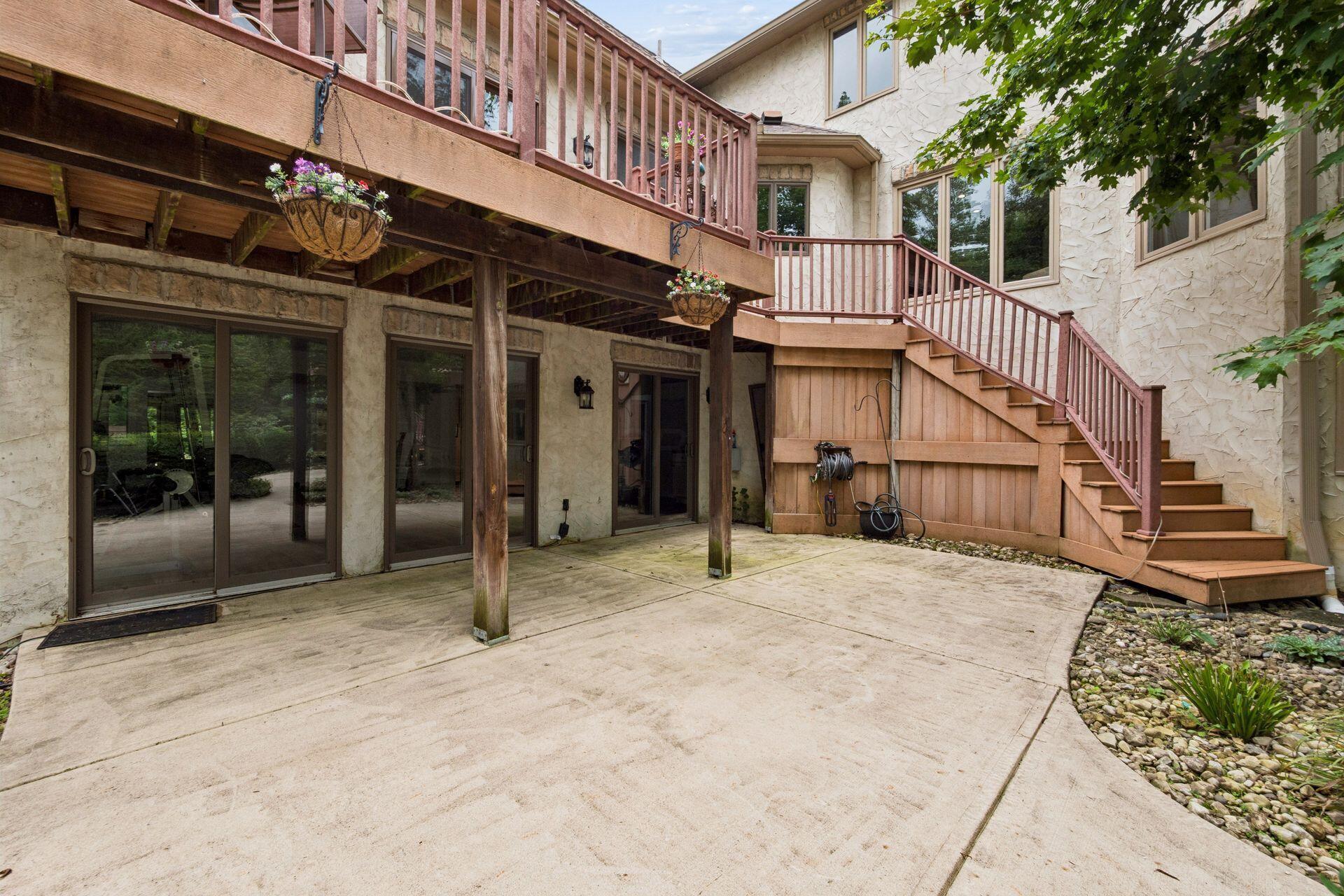 285 Partridge Bend Property Photo 104