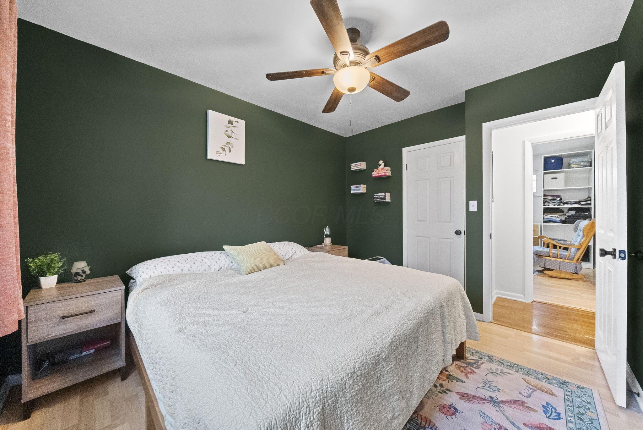 417 Seneca Avenue Property Photo 18