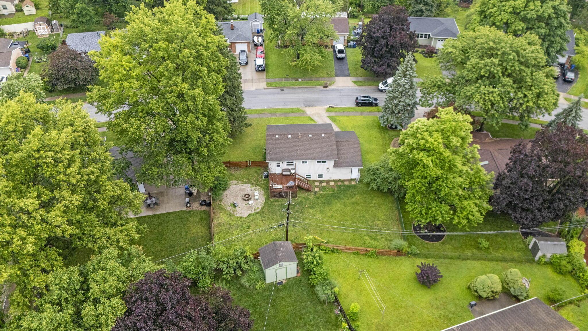 417 Seneca Avenue Property Photo 40