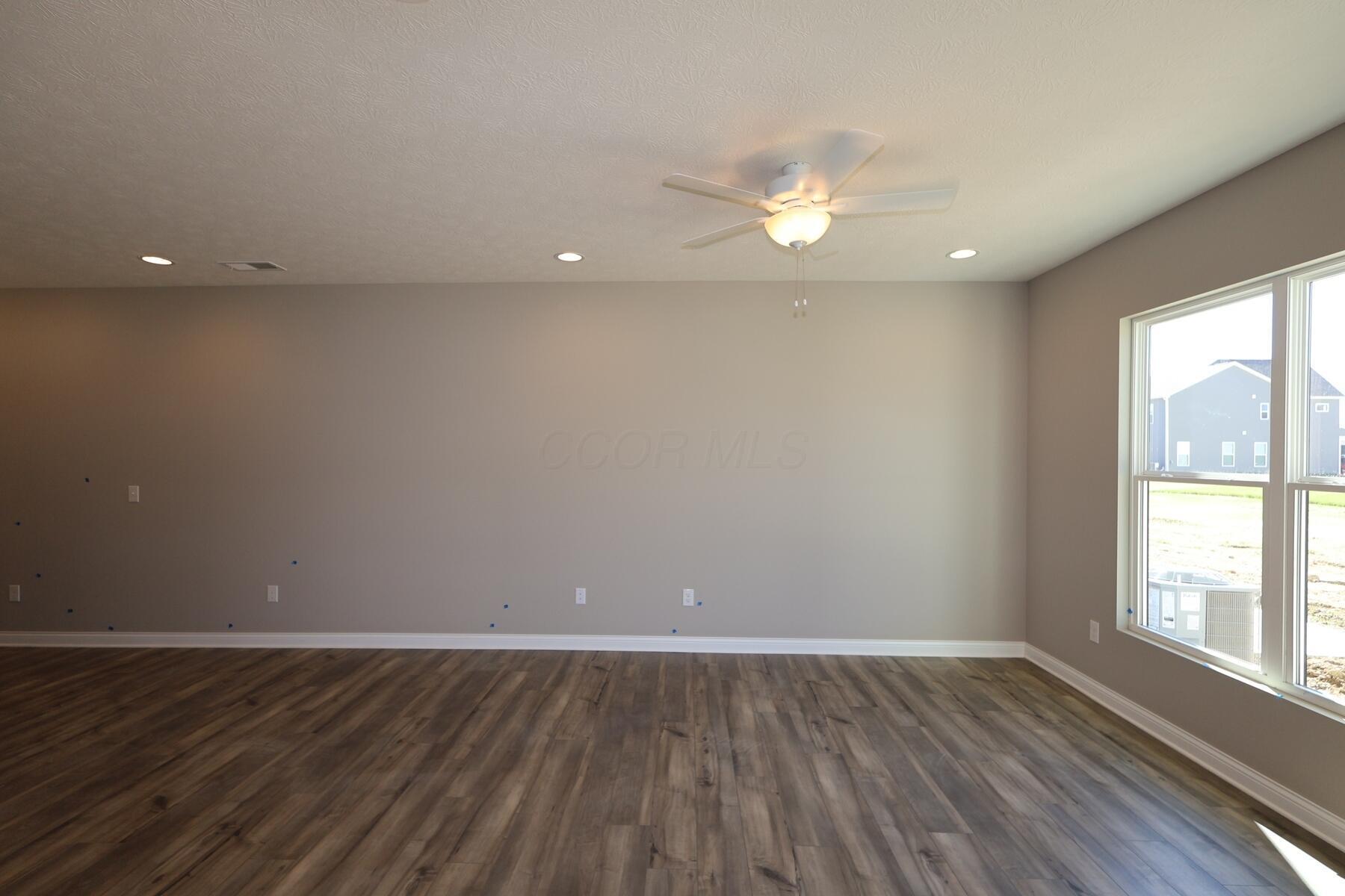 5718 Dutch Lane Property Photo 3