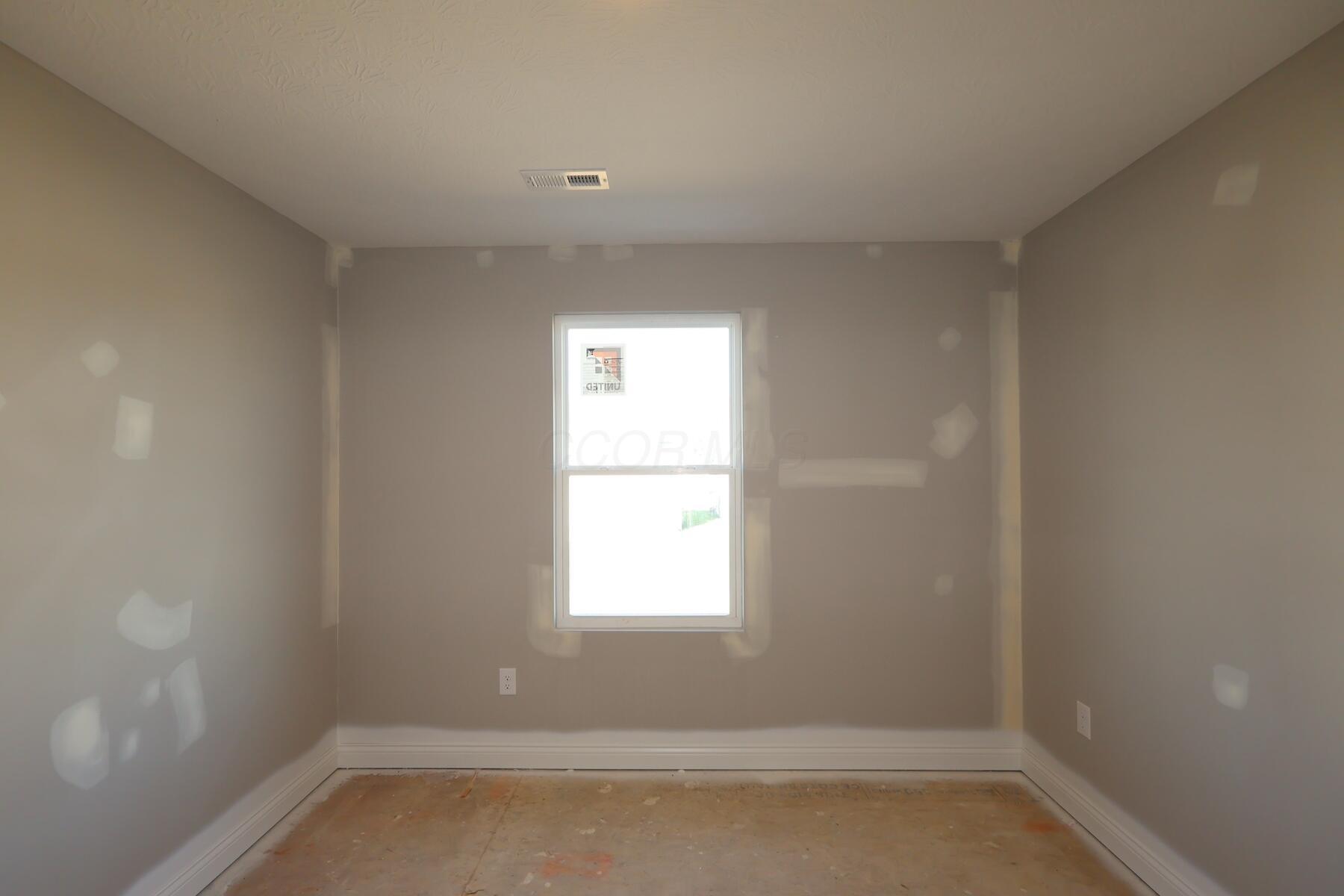 5718 Dutch Lane Property Photo 7